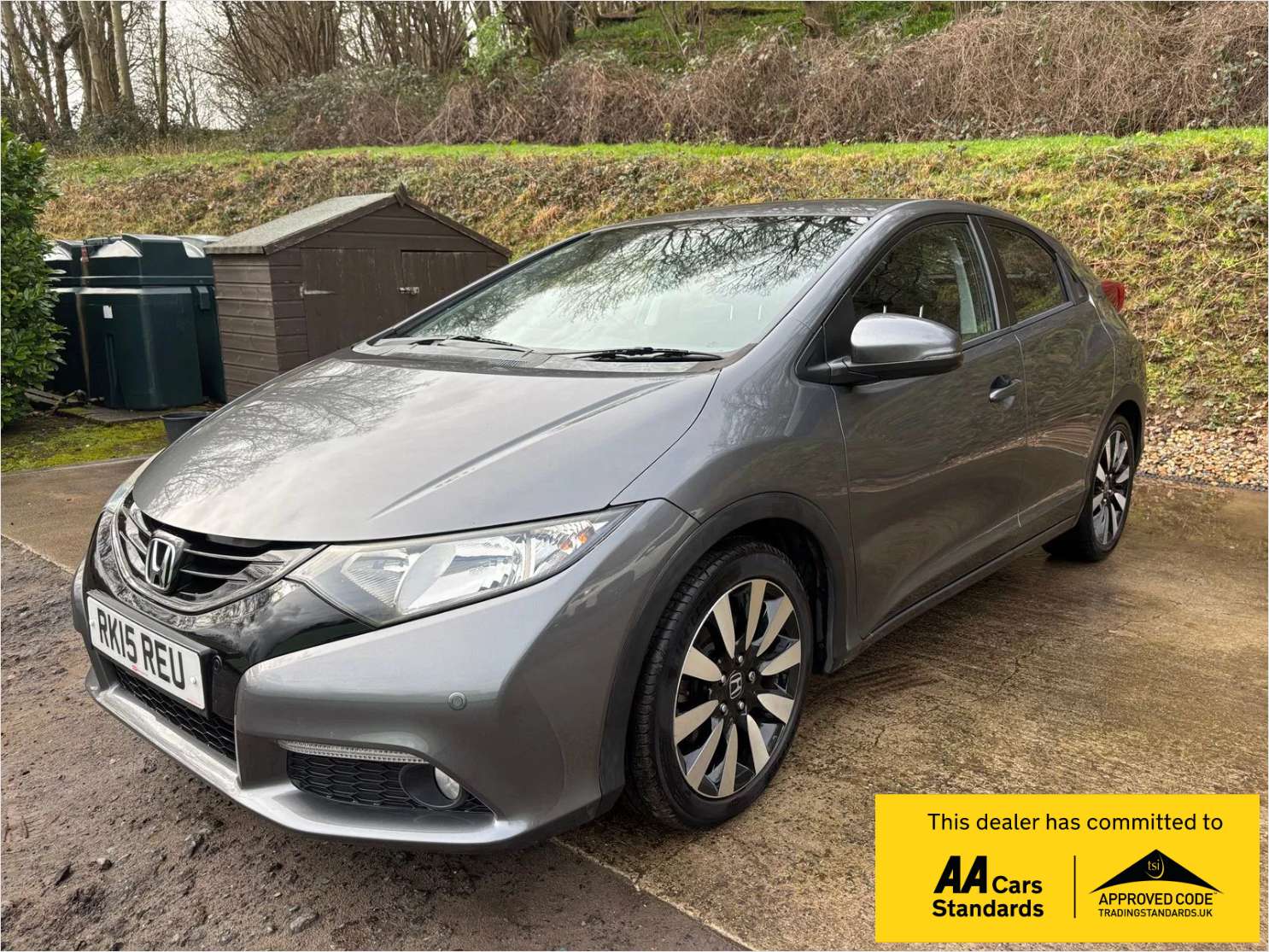 A 2015 HONDA CIVIC 1.8 i-VTEC SE Plus Hatchback 5dr Petrol Auto Euro 5 (142 ps) A 2015 HONDA CIVIC 1.8 i-VTEC SE Plus Hatchback 5dr Petrol Auto Euro 5 (142 ps)