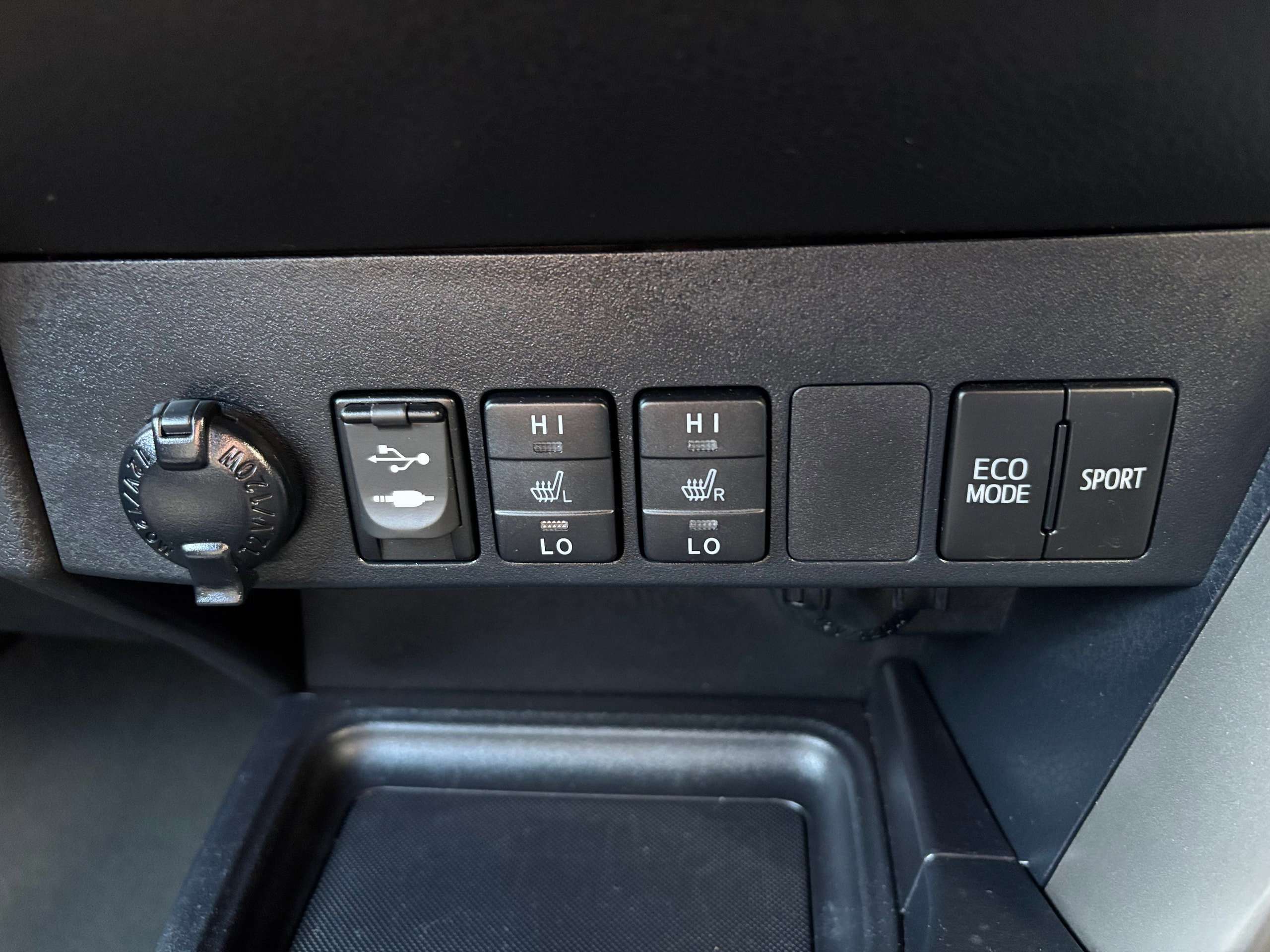 2014 TOYOTA RAV4 2014 TOYOTA RAV4