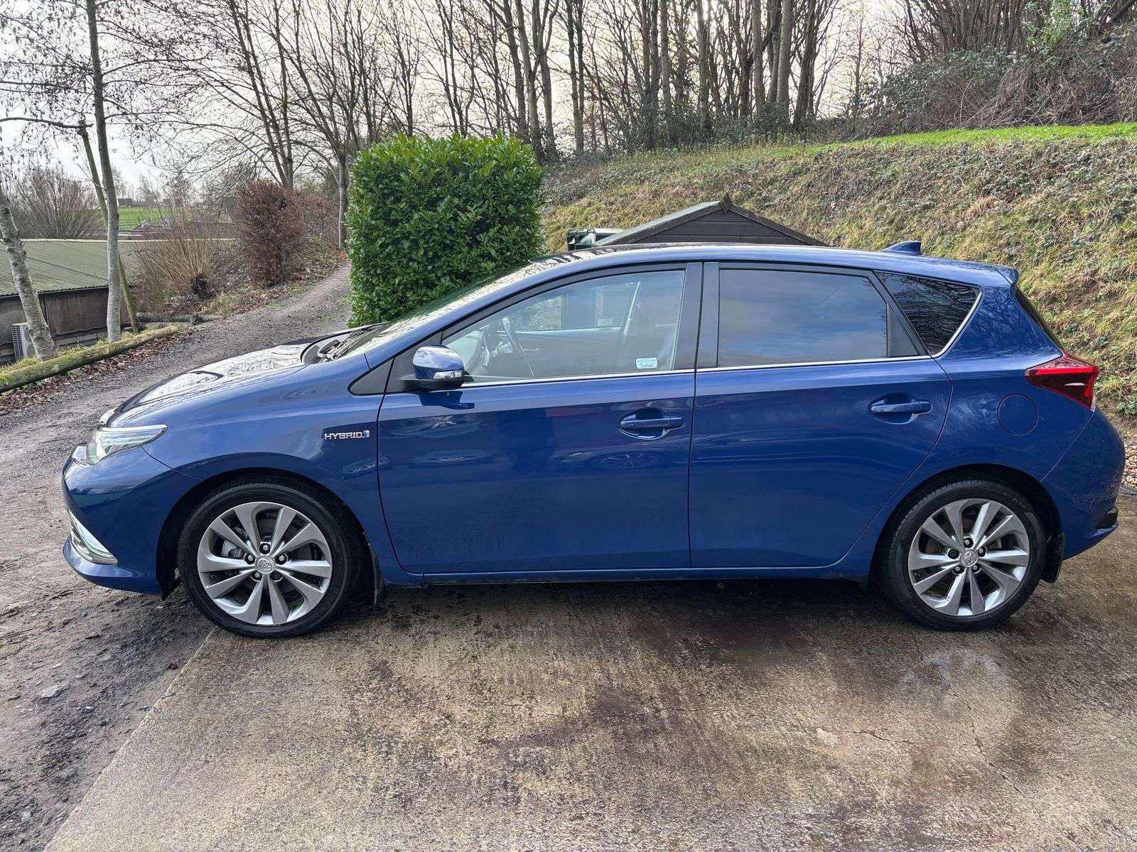 2017 TOYOTA AURIS 2017 TOYOTA AURIS