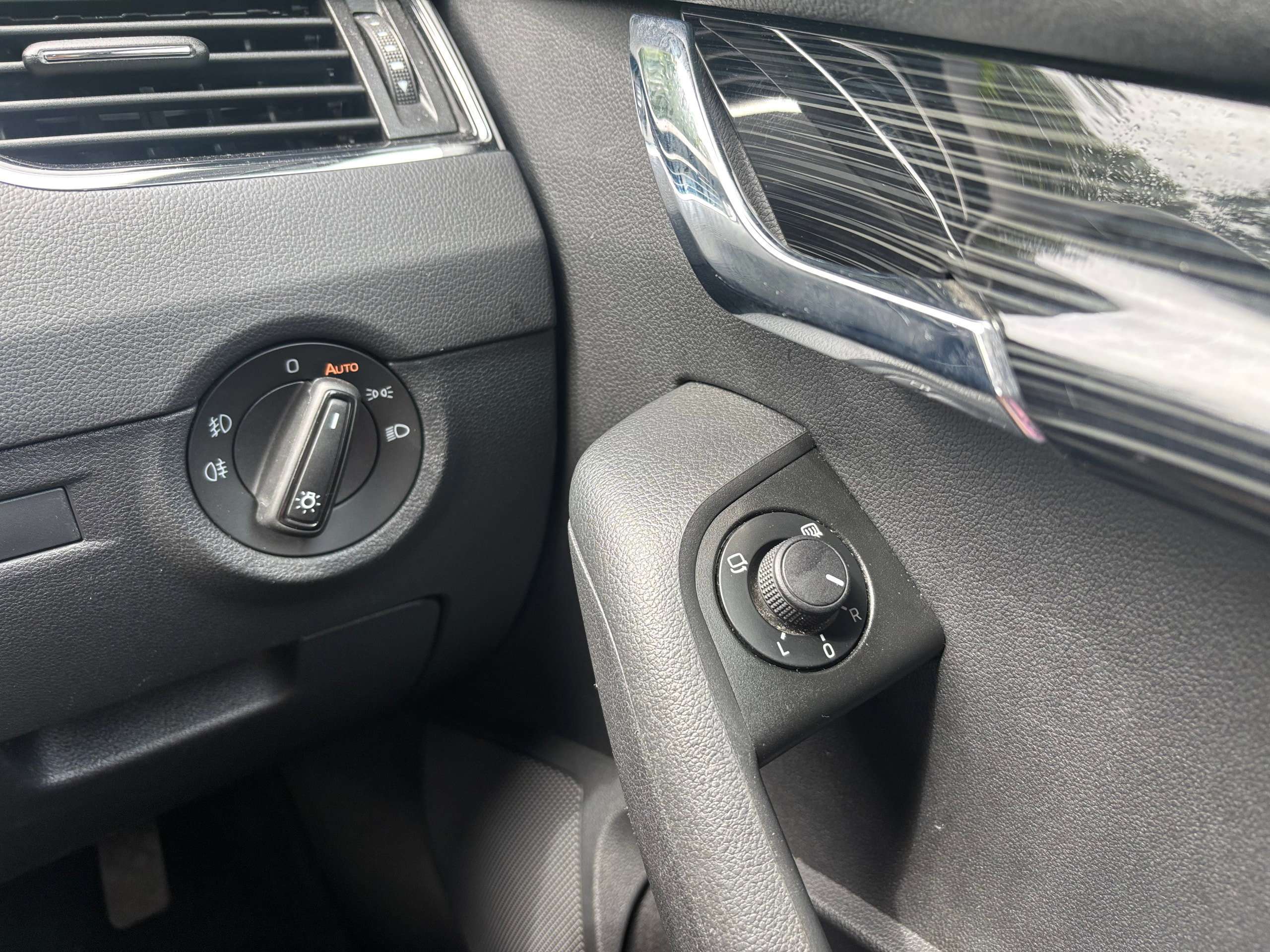 2017 SKODA OCTAVIA 2017 SKODA OCTAVIA