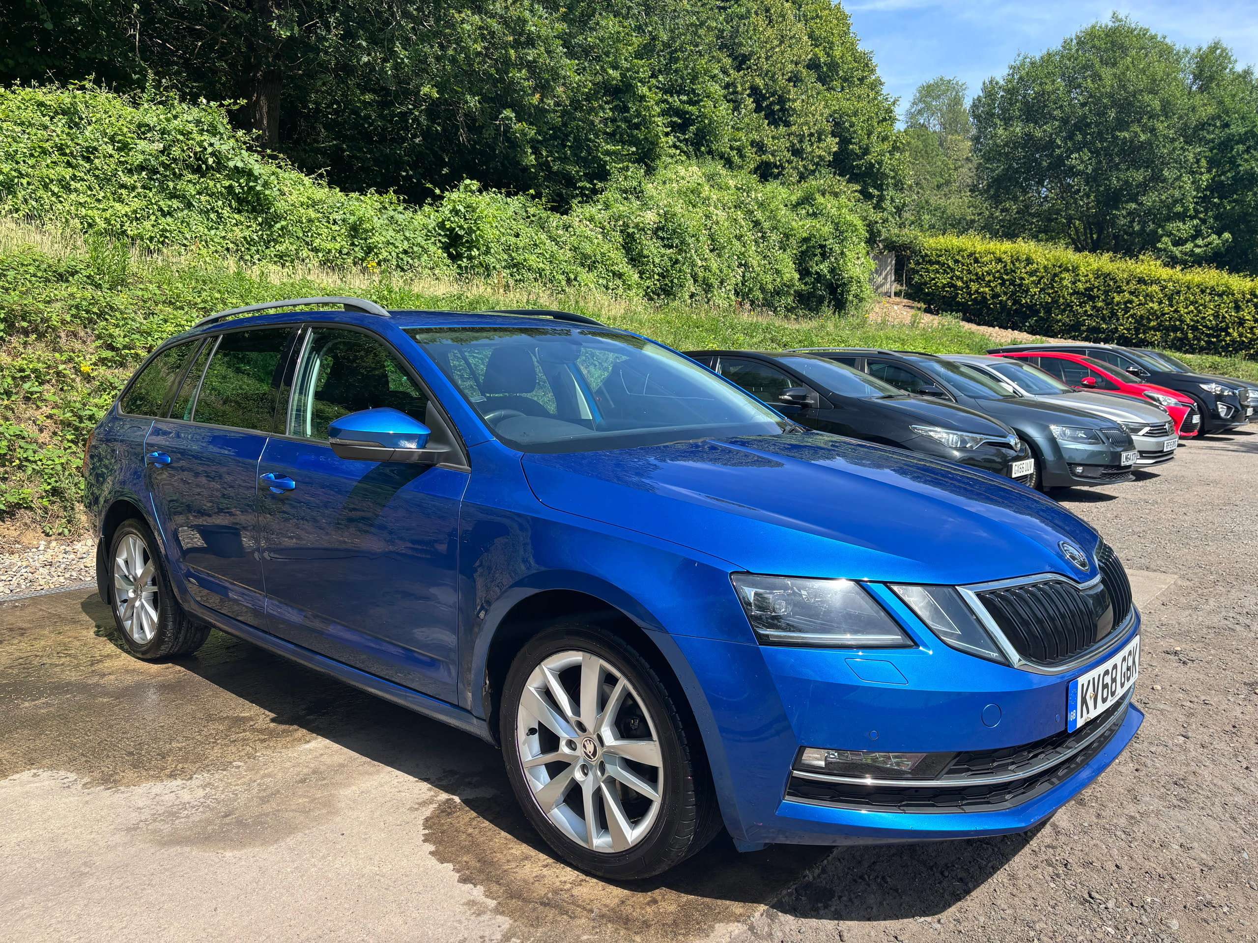 A 2018 SKODA OCTAVIA 1.5 TSI GPF ACT SE L Estate 5dr Petrol DSG Euro 6 (s/s) (150 ps) A 2018 SKODA OCTAVIA 1.5 TSI GPF ACT SE L Estate 5dr Petrol DSG Euro 6 (s/s) (150 ps)