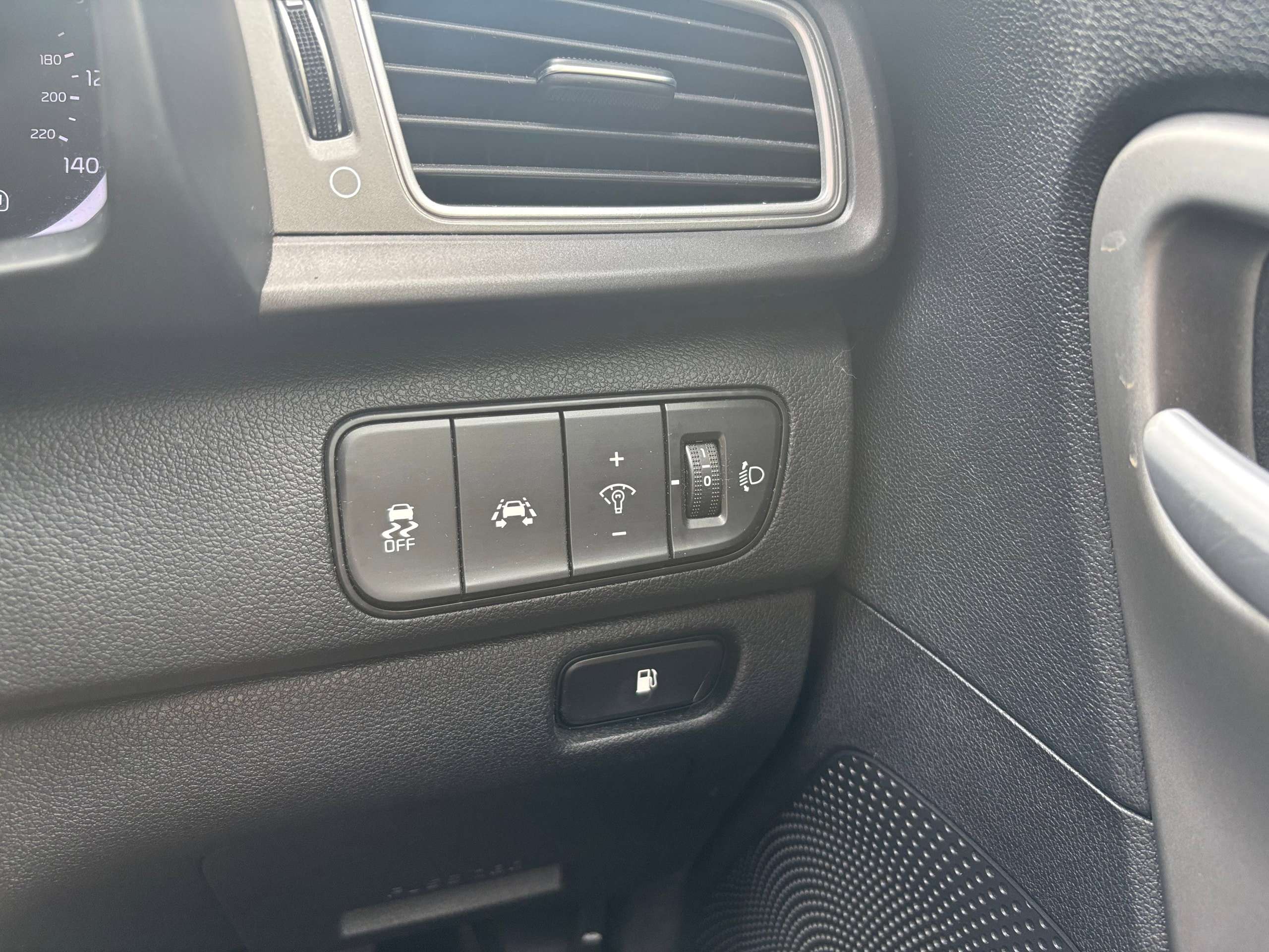 2016 KIA NIRO 2016 KIA NIRO