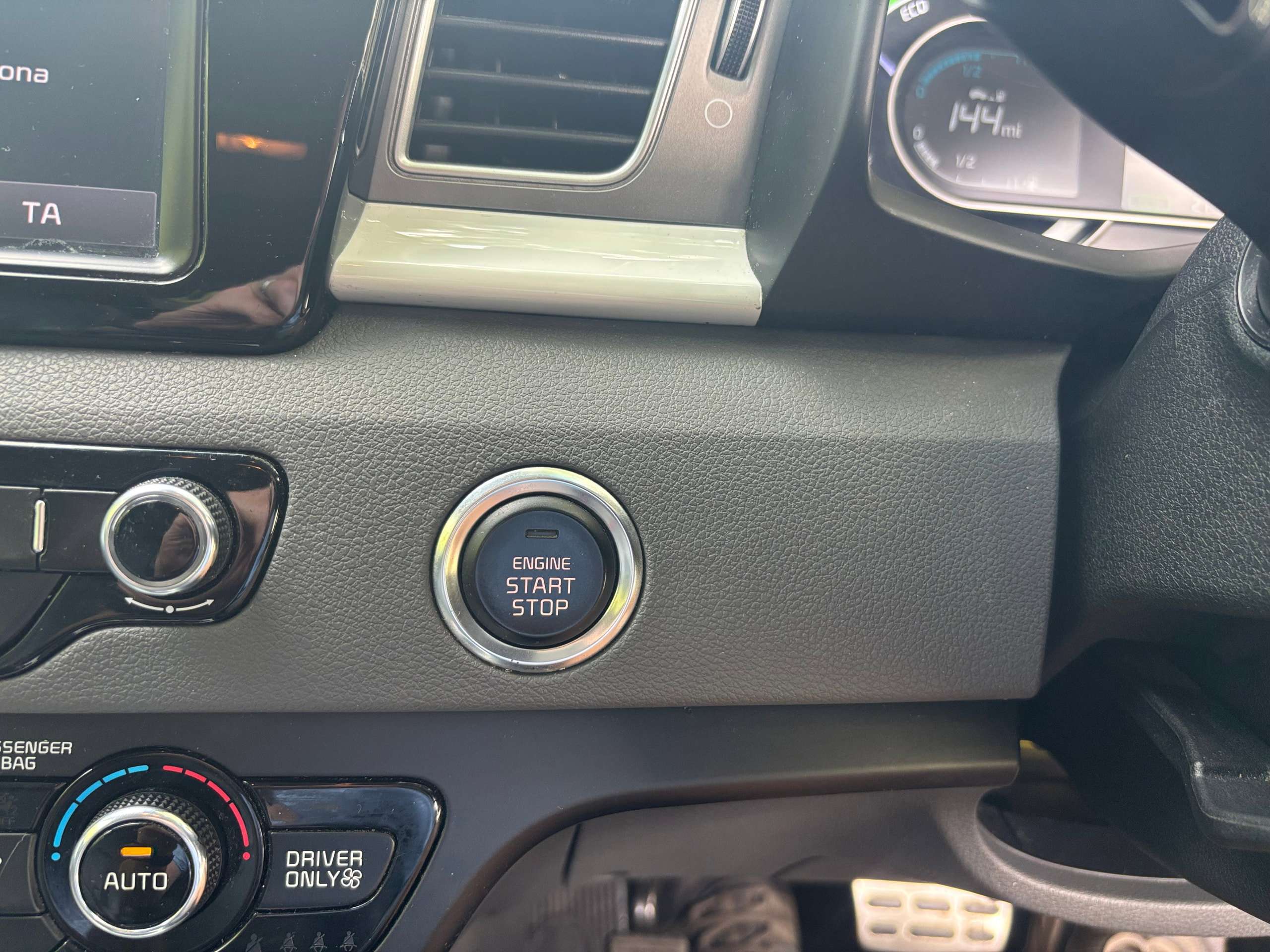 2017 KIA NIRO 2017 KIA NIRO