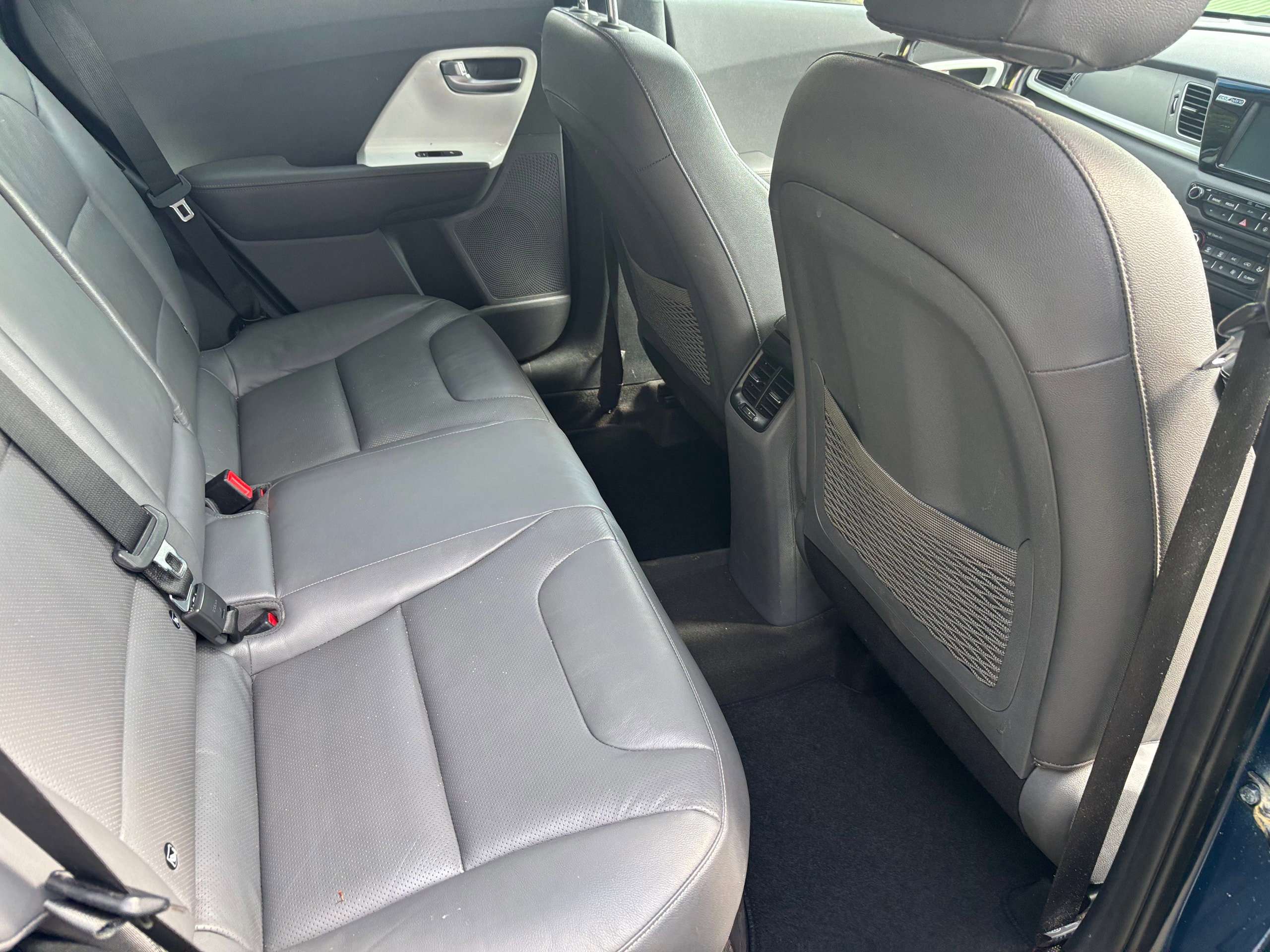 2017 KIA NIRO 2017 KIA NIRO