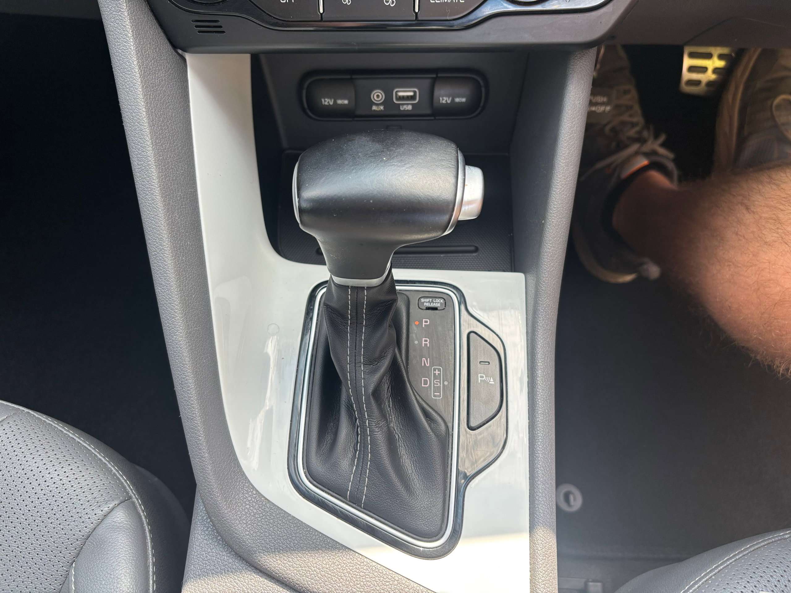 2017 KIA NIRO 2017 KIA NIRO