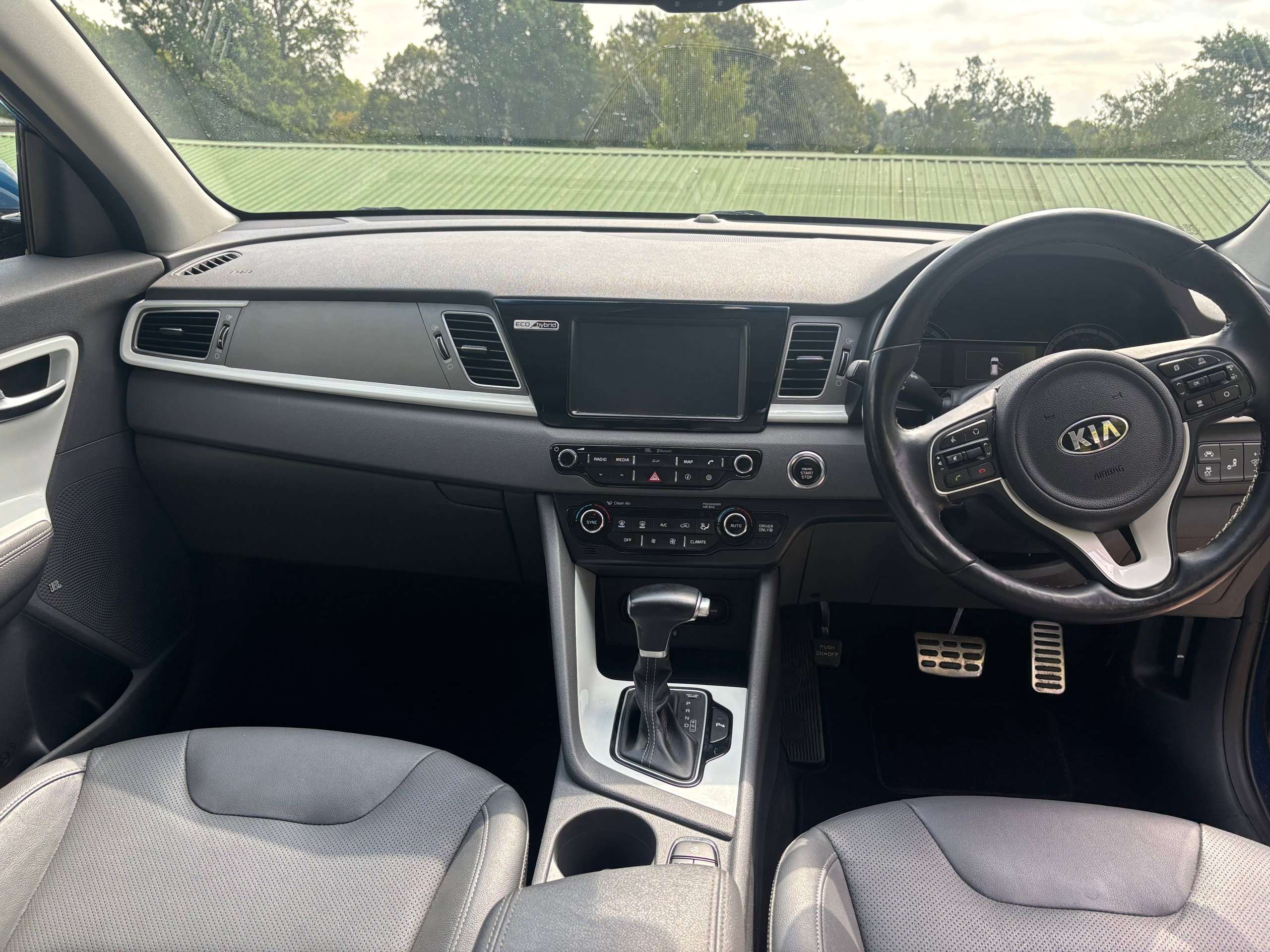 2017 KIA NIRO 2017 KIA NIRO