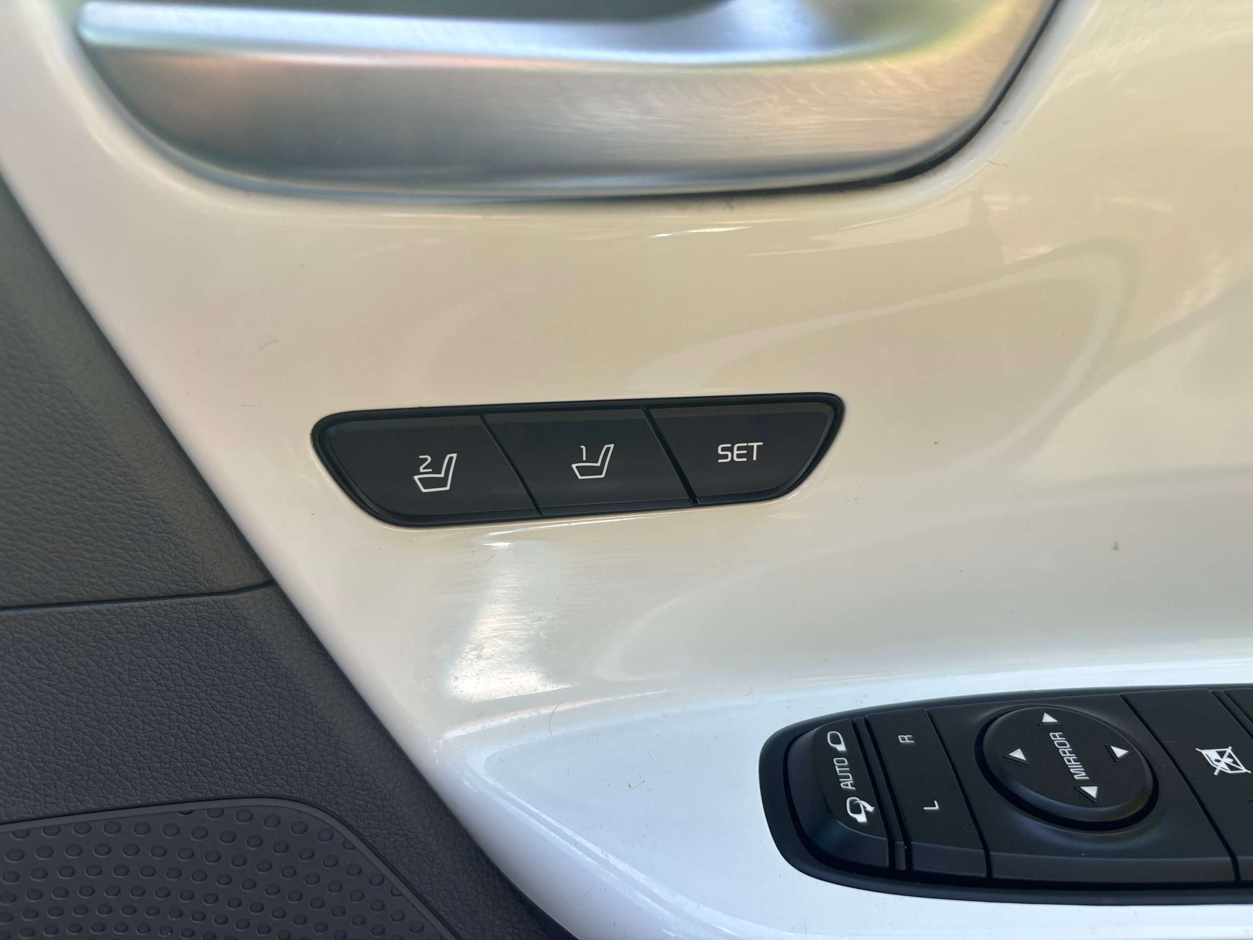 2017 KIA NIRO 2017 KIA NIRO