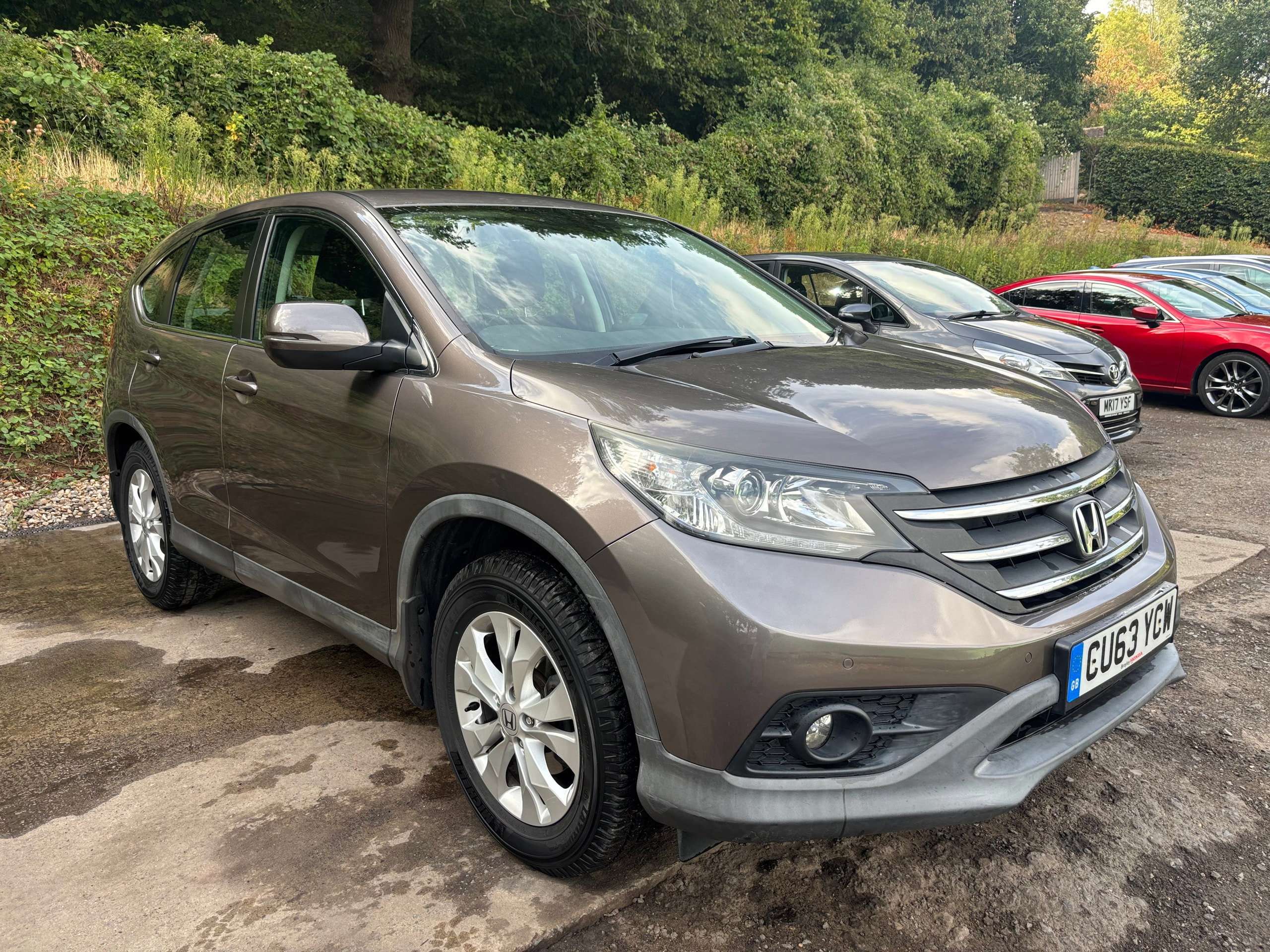 A 2013 HONDA CR-V 2.0 i-VTEC SE SUV 5dr Petrol Auto 4WD Euro 5 (155 ps) A 2013 HONDA CR-V 2.0 i-VTEC SE SUV 5dr Petrol Auto 4WD Euro 5 (155 ps)
