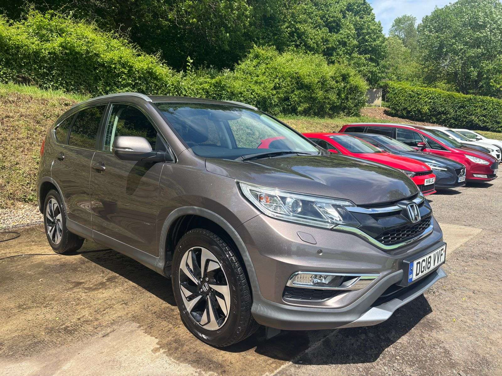 A 2018 HONDA CR-V 2.0 i-VTEC SR SUV 5dr Petrol Auto 4WD Euro 6 (155 ps) A 2018 HONDA CR-V 2.0 i-VTEC SR SUV 5dr Petrol Auto 4WD Euro 6 (155 ps)