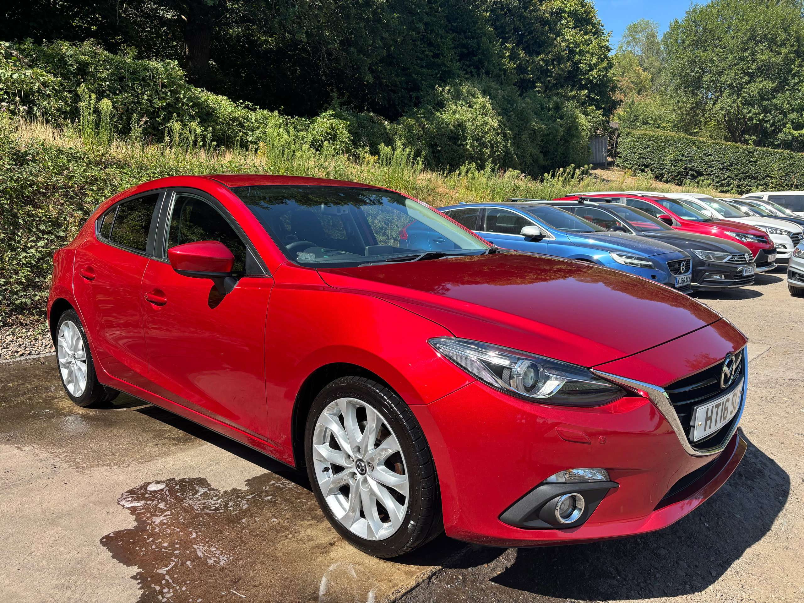 A 2016 MAZDA MAZDA3 2.0 SKYACTIV-G Sport Nav Hatchback 5dr Petrol Auto Euro 5 (s/s) (120 ps) A 2016 MAZDA MAZDA3 2.0 SKYACTIV-G Sport Nav Hatchback 5dr Petrol Auto Euro 5 (s/s) (120 ps)