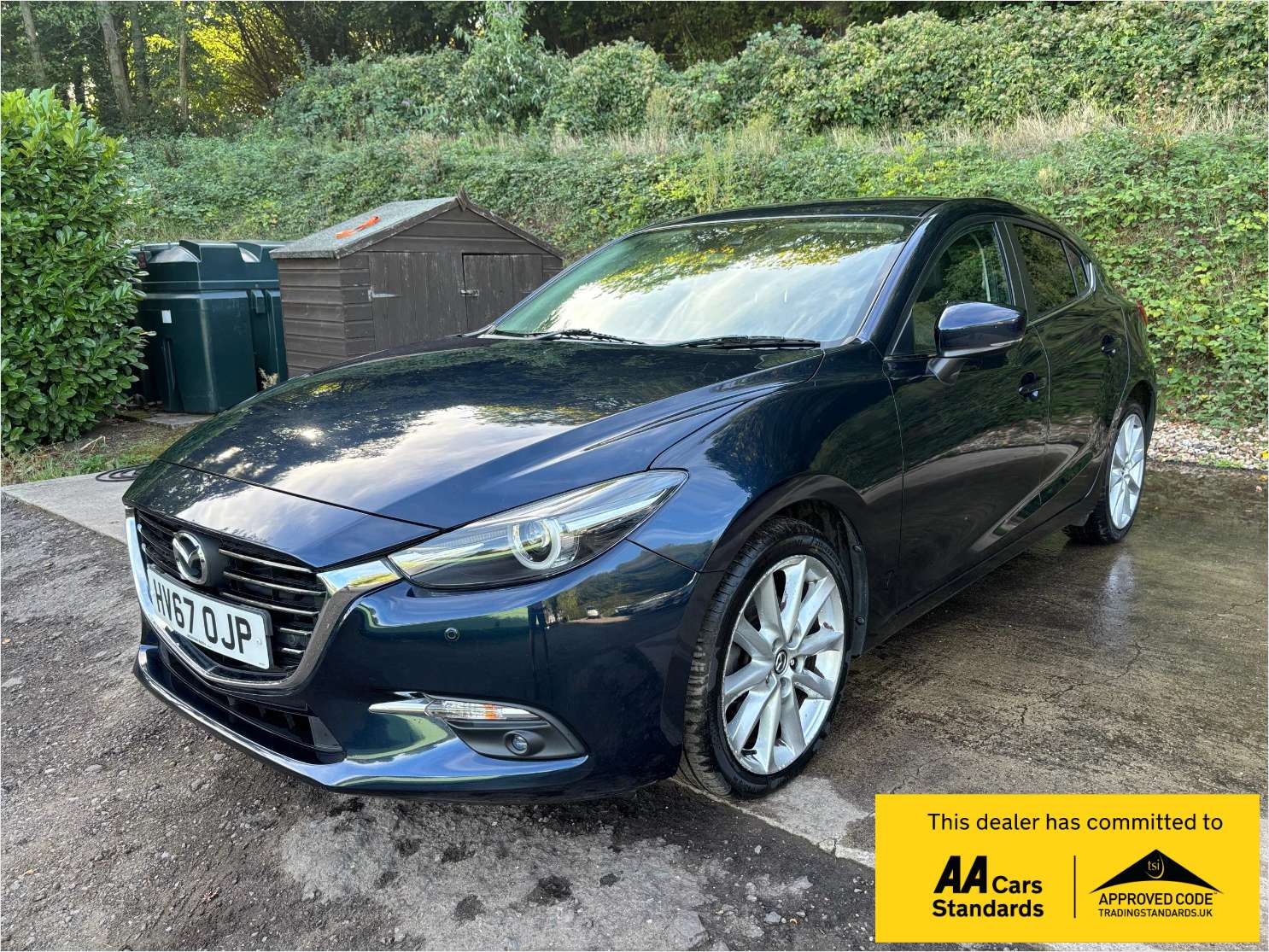 A 2017 MAZDA MAZDA3 2.0 SKYACTIV-G Sport Nav Hatchback 5dr Petrol Auto Euro 6 (s/s) (121 ps) A 2017 MAZDA MAZDA3 2.0 SKYACTIV-G Sport Nav Hatchback 5dr Petrol Auto Euro 6 (s/s) (121 ps)