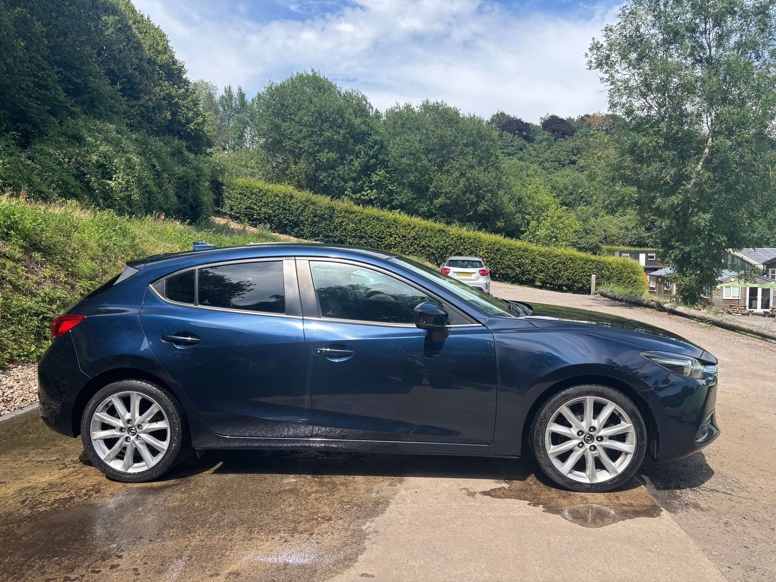 2017 MAZDA MAZDA3 2017 MAZDA MAZDA3