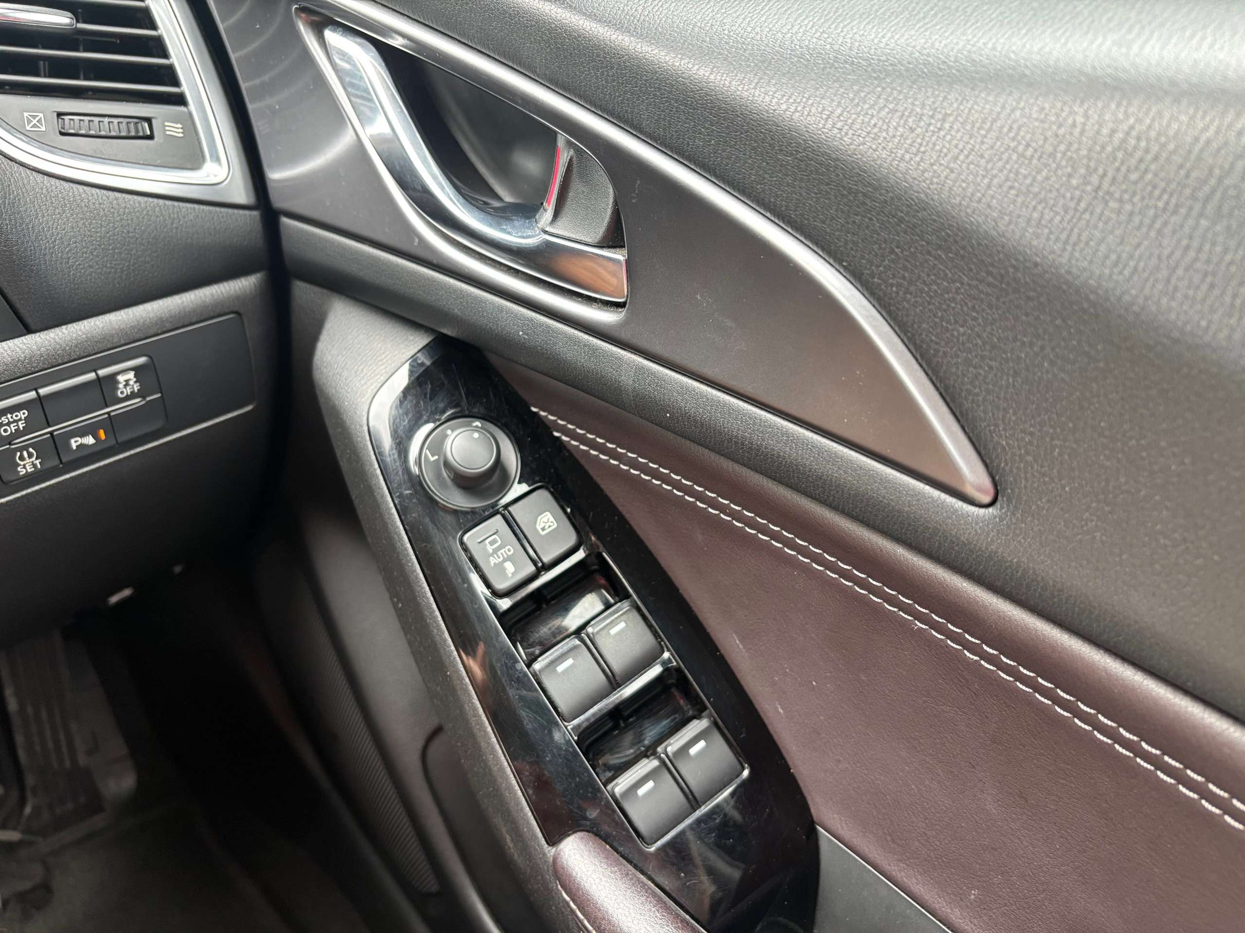 2017 MAZDA MAZDA3 2017 MAZDA MAZDA3