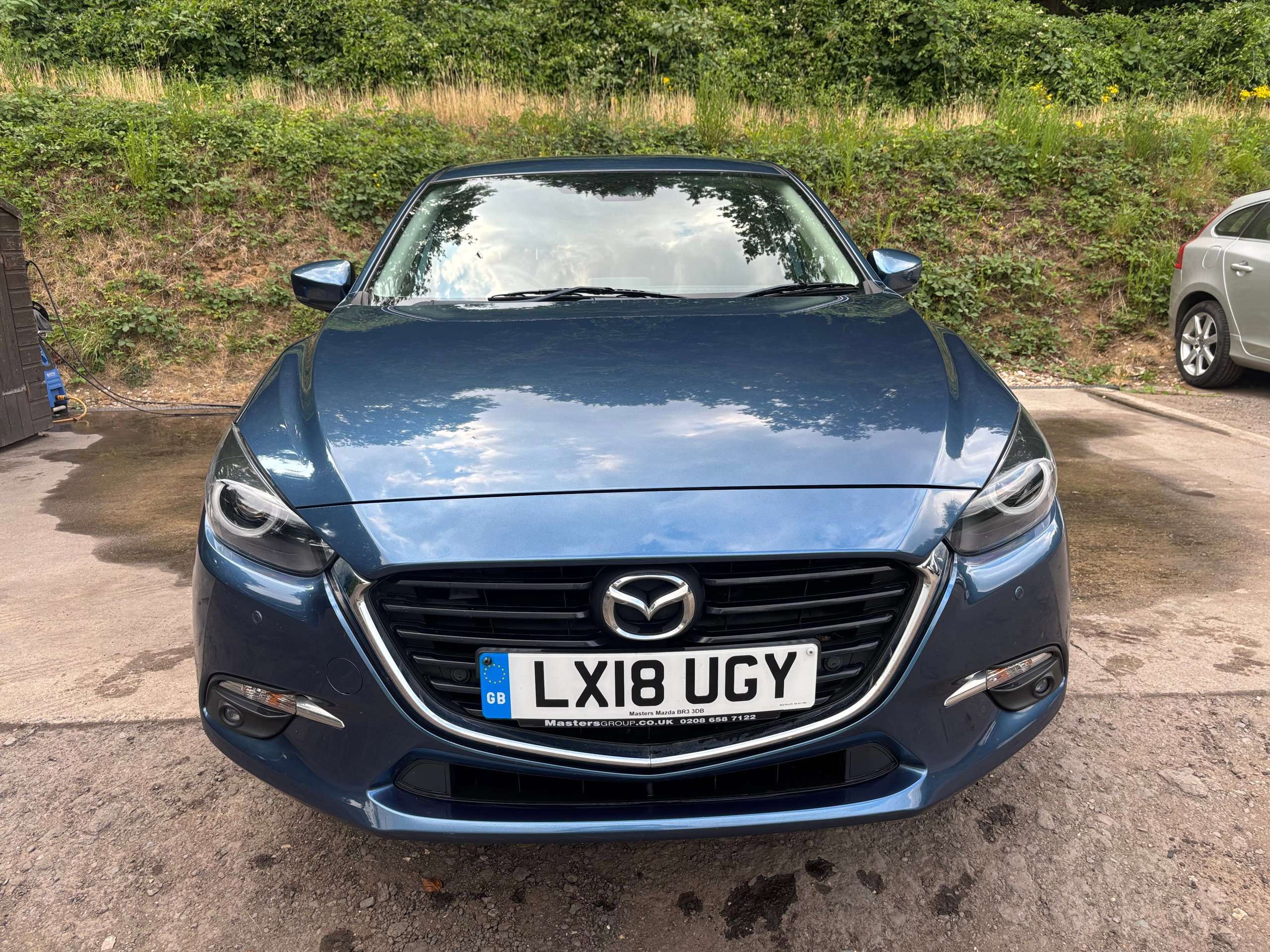 A 2018 MAZDA MAZDA3 2.0 SKYACTIV-G Sport Nav Hatchback 5dr Petrol Auto Euro 6 (s/s) (121 ps) A 2018 MAZDA MAZDA3 2.0 SKYACTIV-G Sport Nav Hatchback 5dr Petrol Auto Euro 6 (s/s) (121 ps)