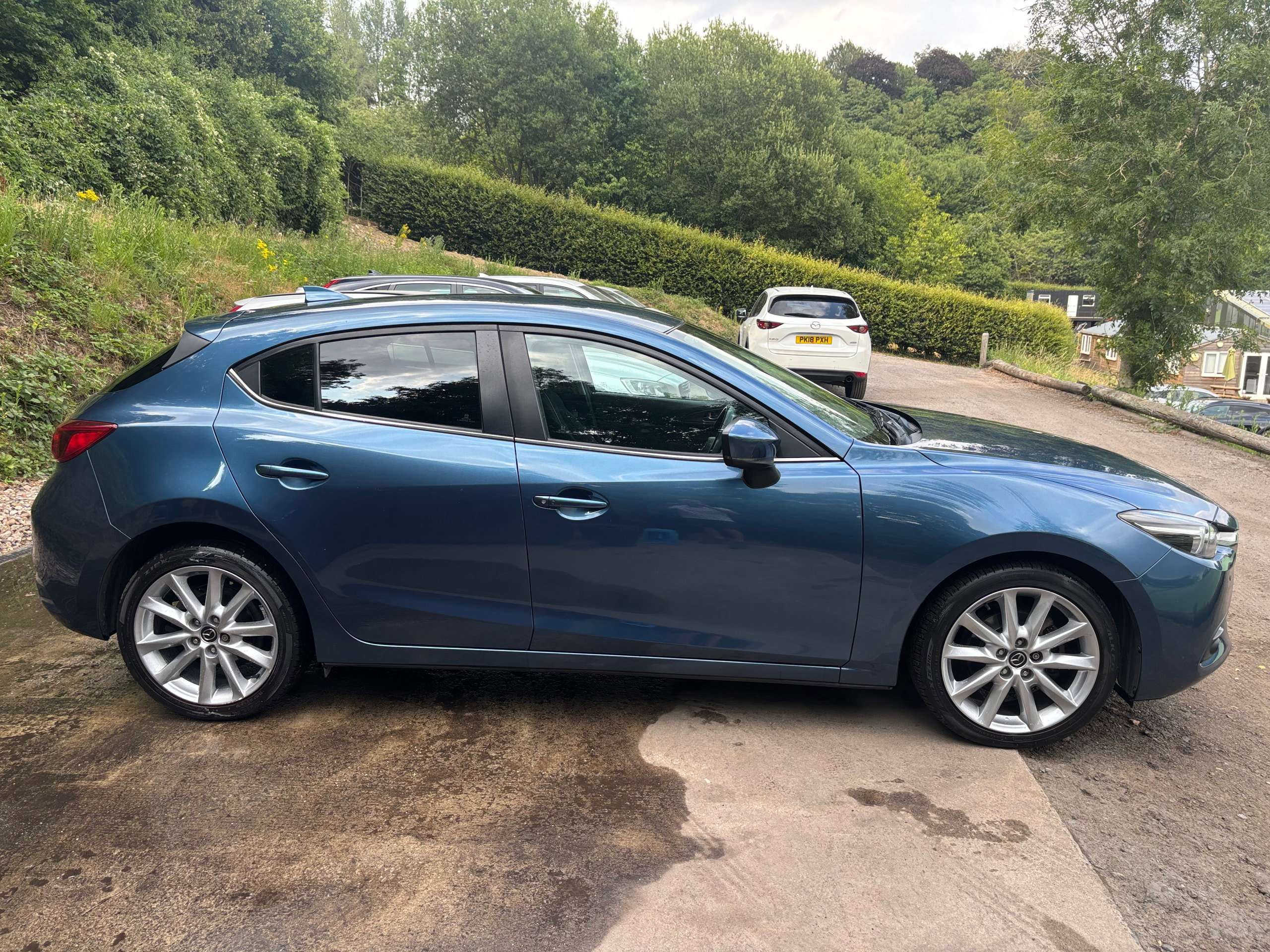 2018 MAZDA MAZDA3 2018 MAZDA MAZDA3