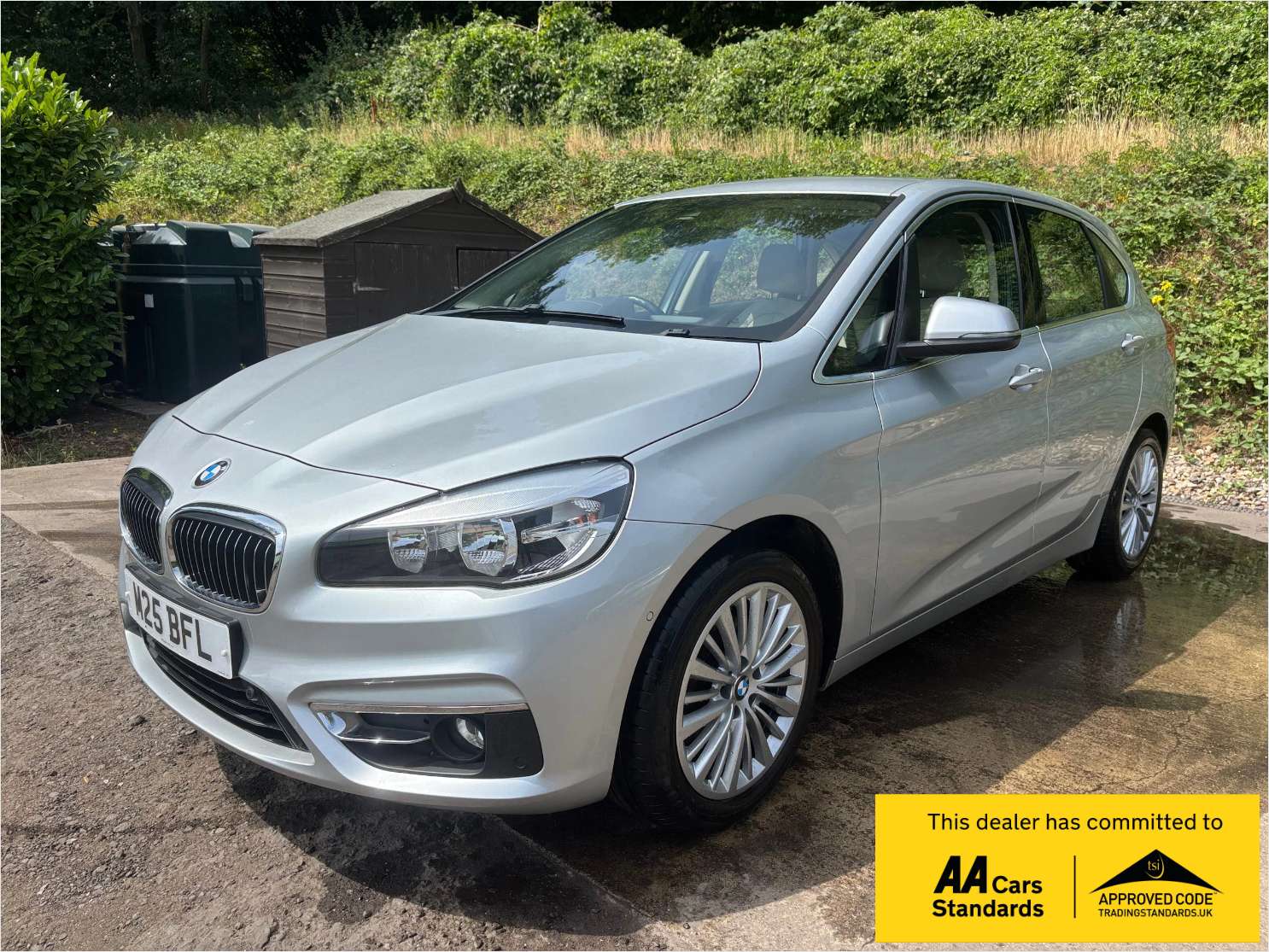A 2015 BMW 2 SERIES ACTIVE TOURER 1.5 218i Luxury MPV 5dr Petrol Auto Euro 6 (s/s) (136 ps) A 2015 BMW 2 SERIES ACTIVE TOURER 1.5 218i Luxury MPV 5dr Petrol Auto Euro 6 (s/s) (136 ps)
