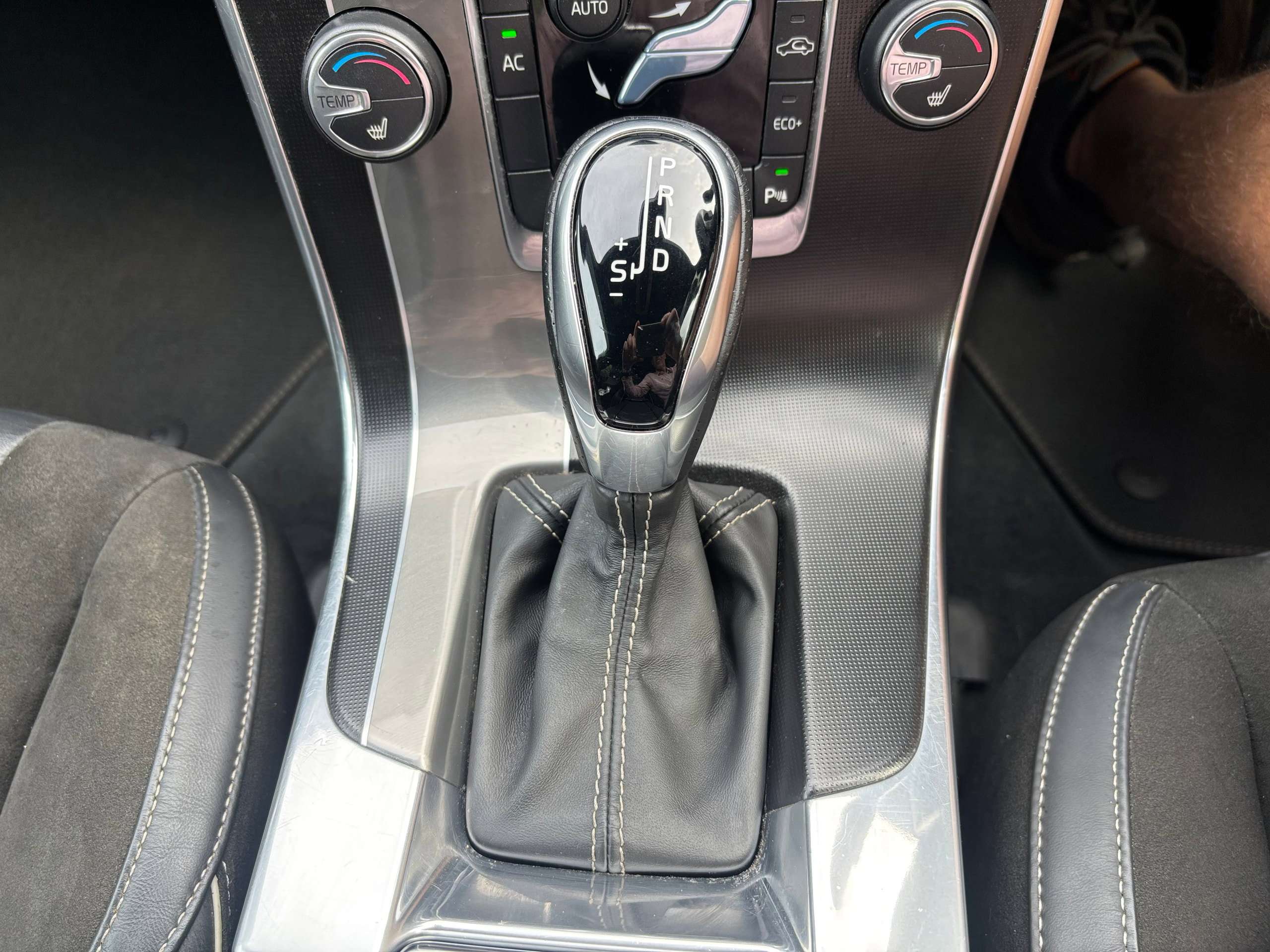 2018 VOLVO S60 2018 VOLVO S60