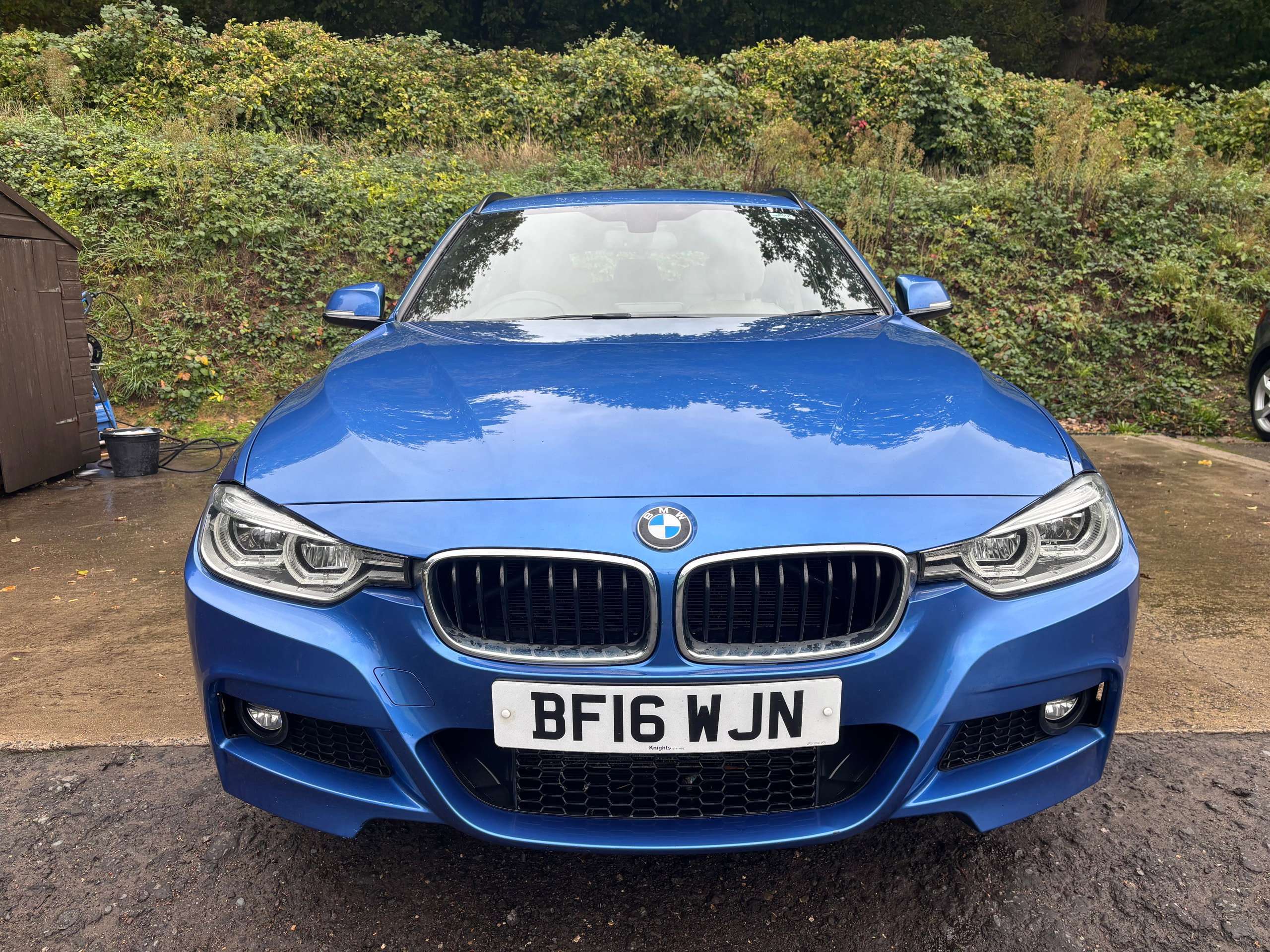 A 2016 BMW 3 SERIES 2.0 320i M Sport Touring 5dr Petrol Auto Euro 6 (s/s) (184 ps) A 2016 BMW 3 SERIES 2.0 320i M Sport Touring 5dr Petrol Auto Euro 6 (s/s) (184 ps)
