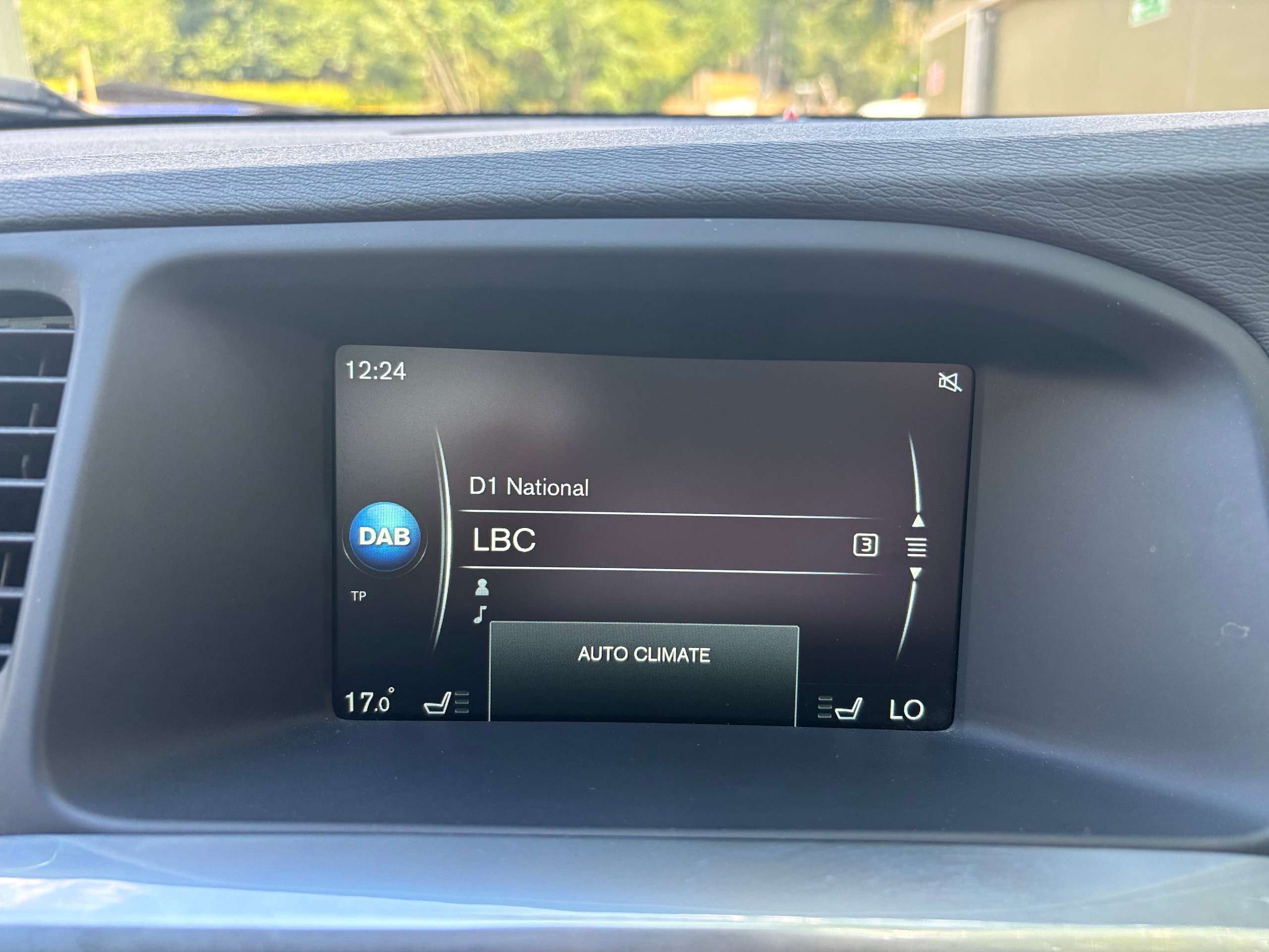 2016 VOLVO V60 2016 VOLVO V60