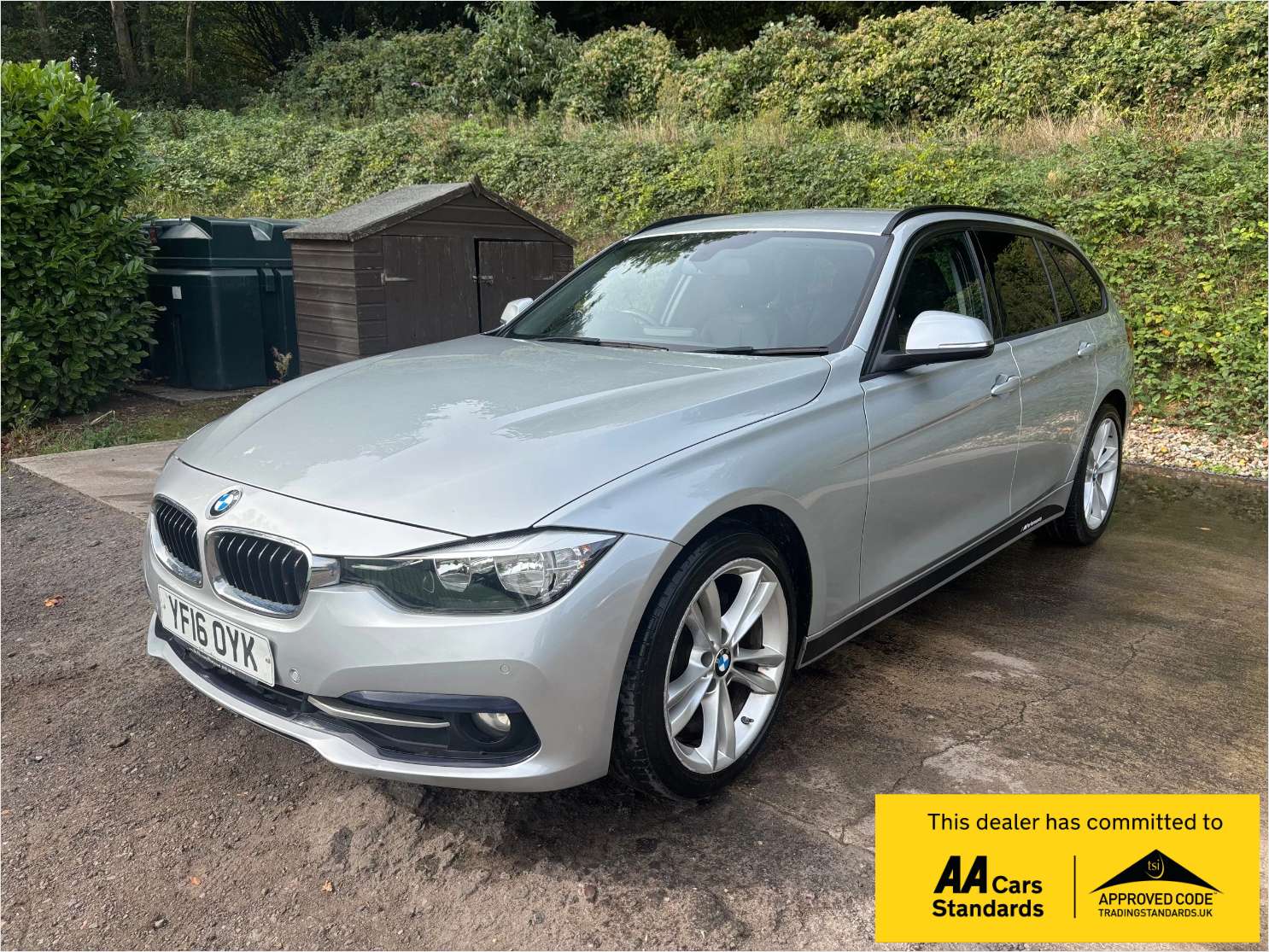 A 2016 BMW 3 SERIES 2.0 320d Sport Touring 5dr Diesel Auto Euro 6 (s/s) (190 ps) A 2016 BMW 3 SERIES 2.0 320d Sport Touring 5dr Diesel Auto Euro 6 (s/s) (190 ps)