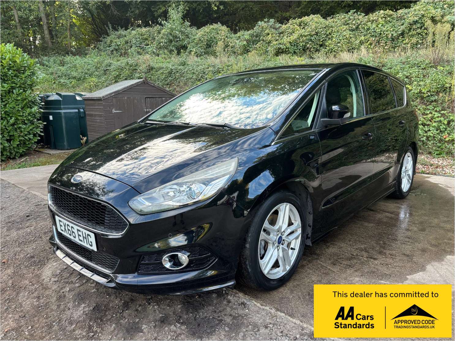 A 2016 FORD S-MAX 2.0T EcoBoost Titanium Sport MPV 5dr Petrol Auto Euro 6 (s/s) (240 ps) A 2016 FORD S-MAX 2.0T EcoBoost Titanium Sport MPV 5dr Petrol Auto Euro 6 (s/s) (240 ps)
