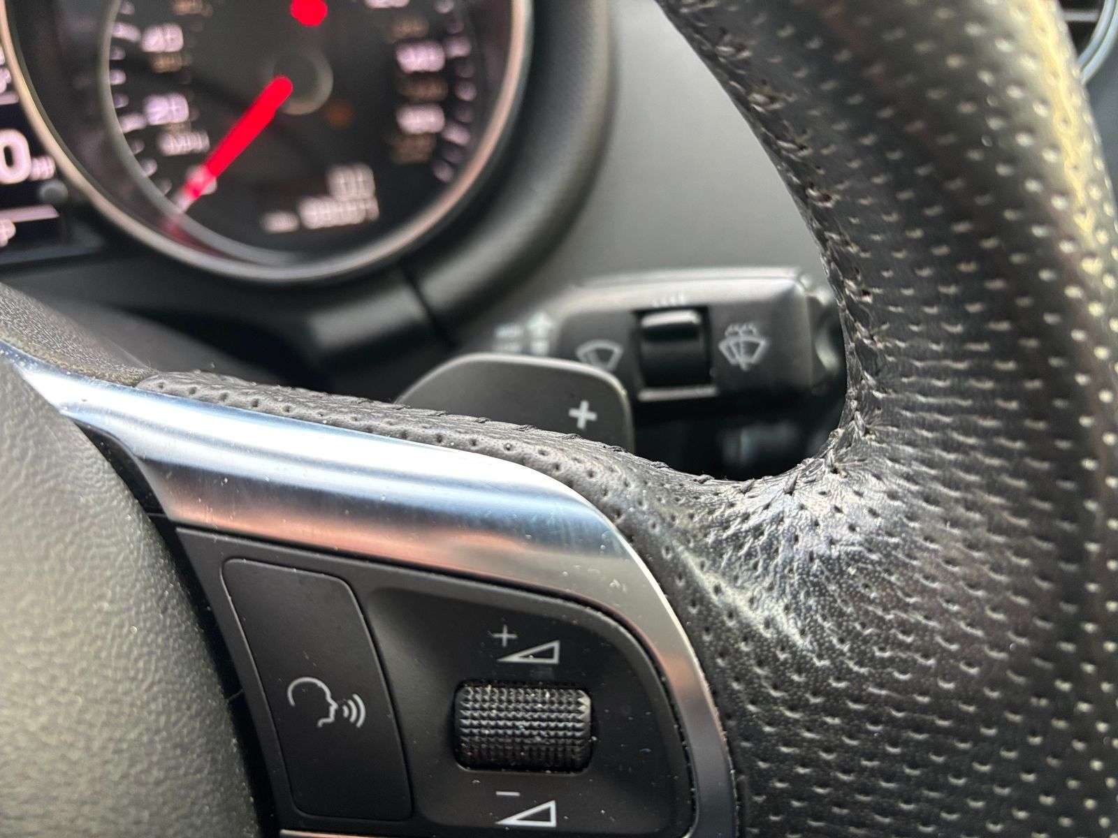 2011 AUDI TT 2011 AUDI TT