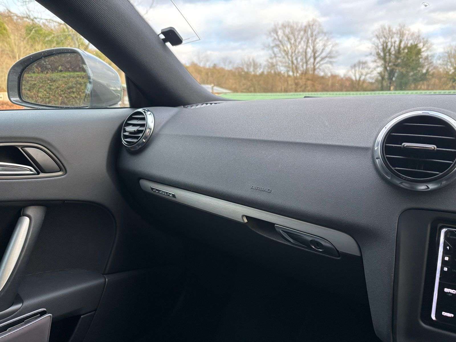 2011 AUDI TT 2011 AUDI TT