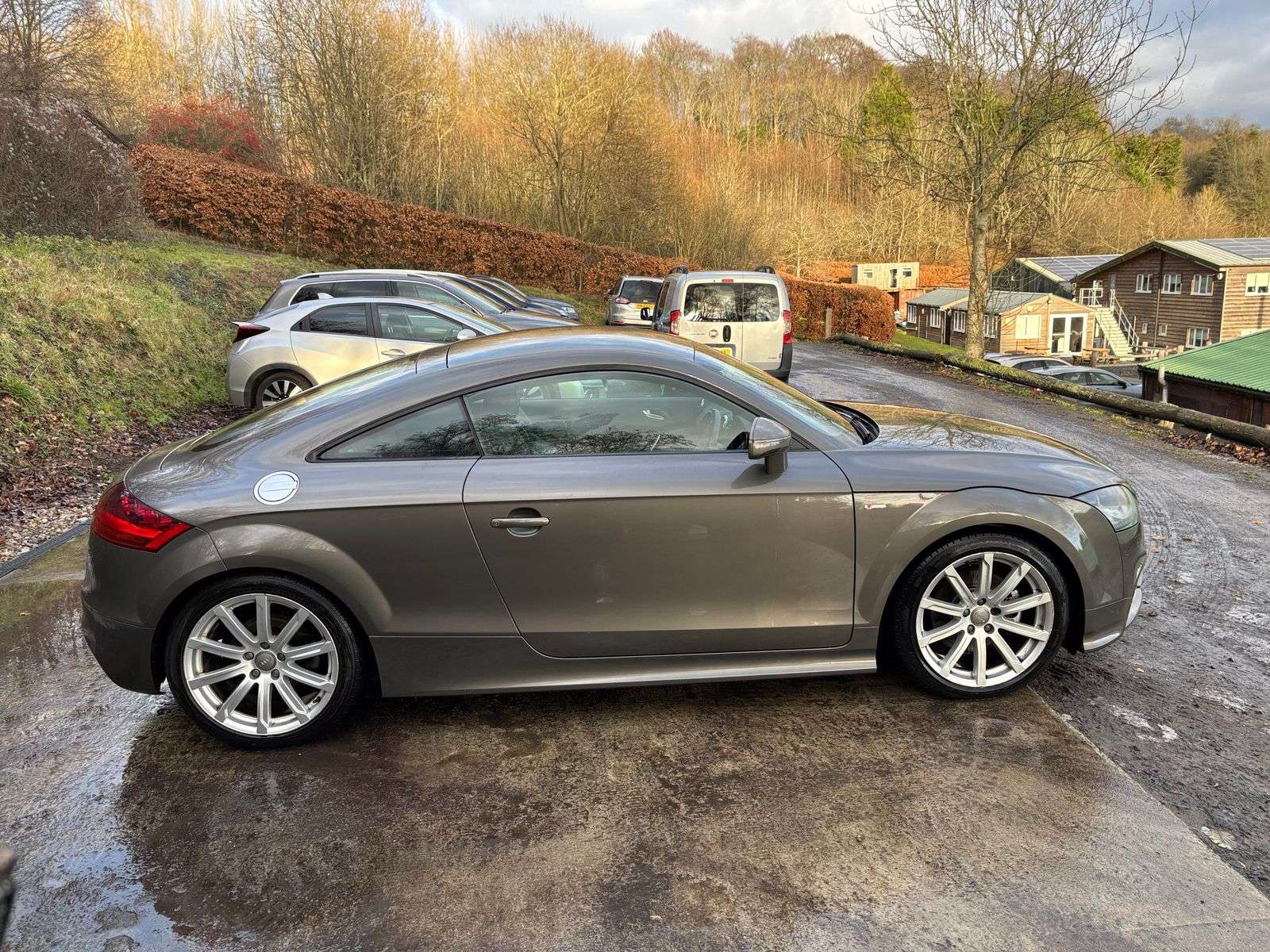A 2011 AUDI TT 2.0 TFSI S line Coupe 3dr Petrol S Tronic quattro Euro 5 (s/s) (211 ps) A 2011 AUDI TT 2.0 TFSI S line Coupe 3dr Petrol S Tronic quattro Euro 5 (s/s) (211 ps)