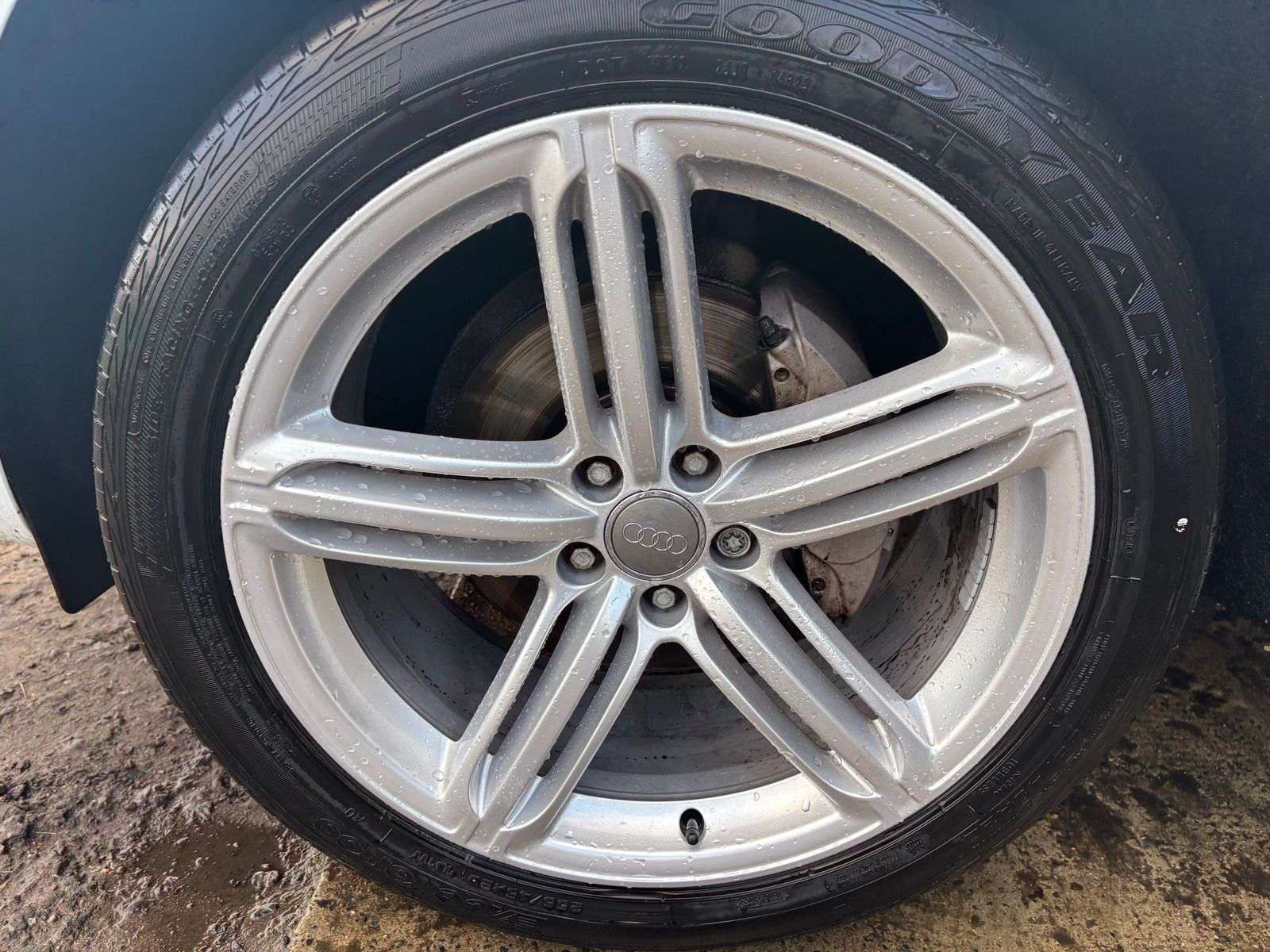 2015 AUDI Q5 2015 AUDI Q5