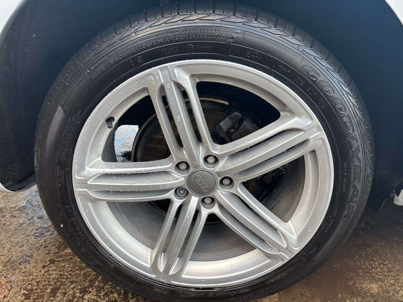 2015 AUDI Q5 2015 AUDI Q5