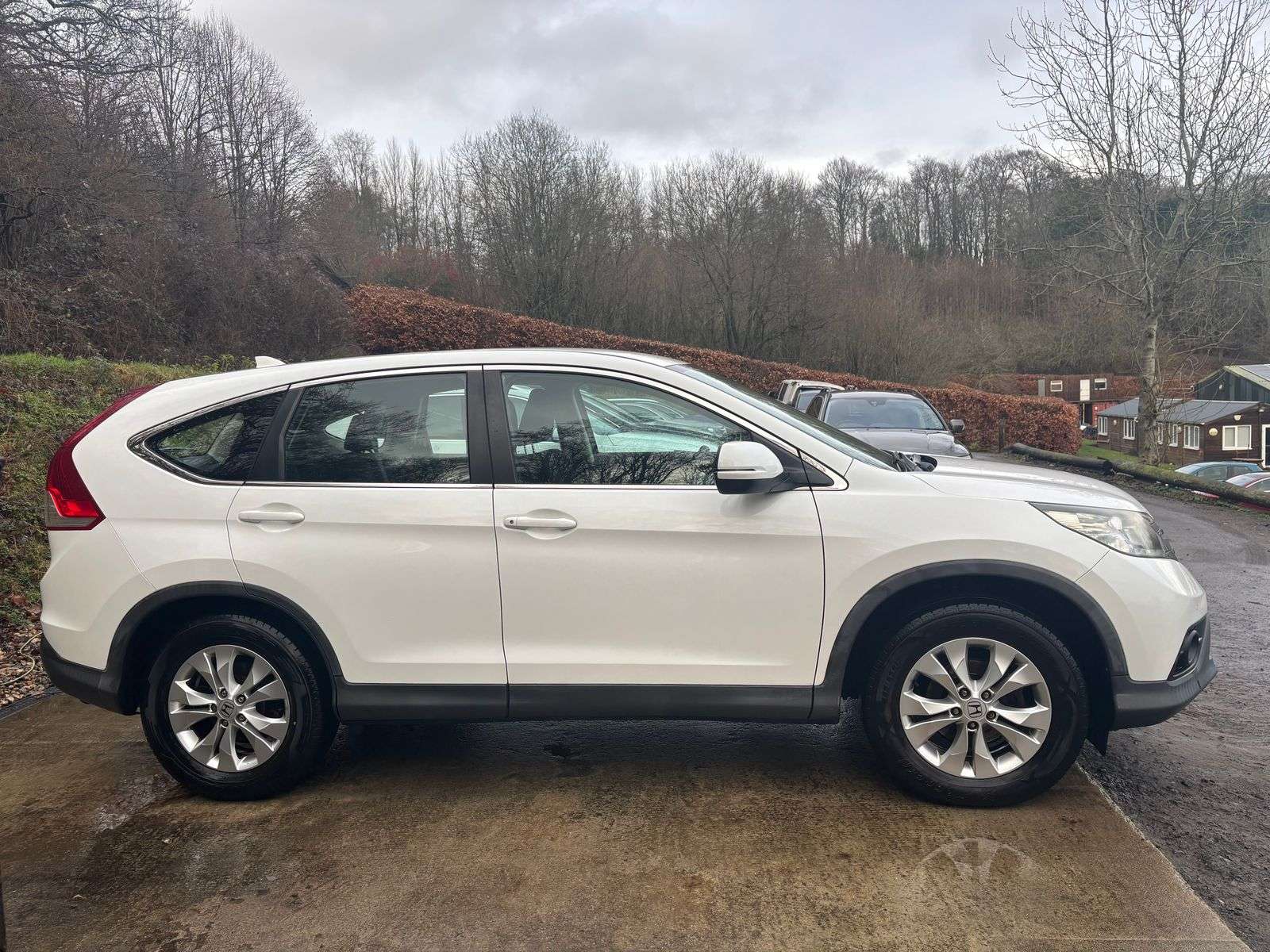 A 2014 HONDA CR-V 1.6 i-DTEC SE-T SUV 5dr Diesel Manual Euro 5 (s/s) (120 ps) A 2014 HONDA CR-V 1.6 i-DTEC SE-T SUV 5dr Diesel Manual Euro 5 (s/s) (120 ps)