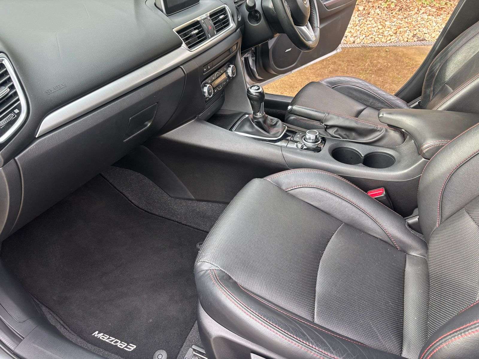 2016 MAZDA MAZDA3 2016 MAZDA MAZDA3