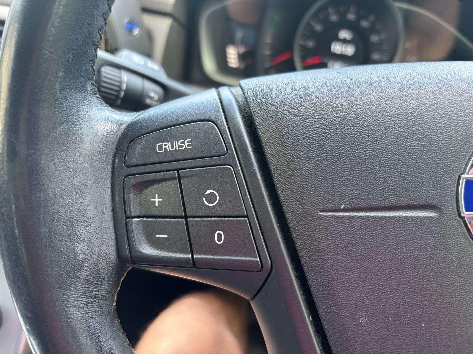 2014 VOLVO V70 2014 VOLVO V70
