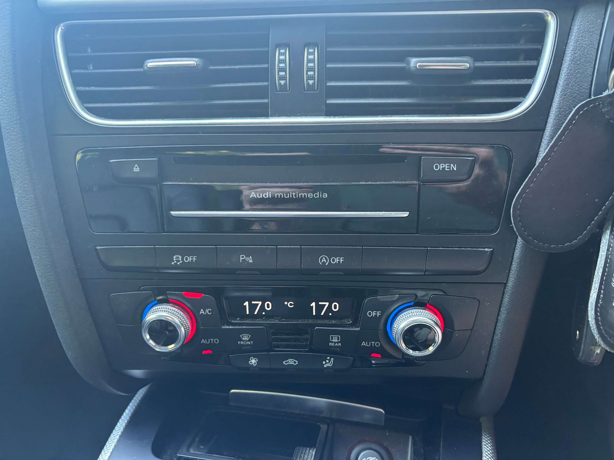 2015 AUDI A4 2015 AUDI A4