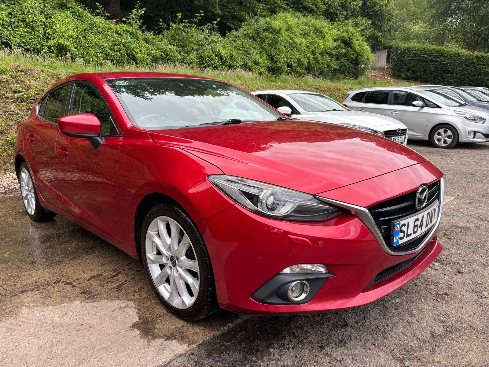 A 2014 MAZDA MAZDA3 2.0 SKYACTIV-G Sport Nav Hatchback 5dr Petrol Manual Euro 5 (s/s) (165 ps) A 2014 MAZDA MAZDA3 2.0 SKYACTIV-G Sport Nav Hatchback 5dr Petrol Manual Euro 5 (s/s) (165 ps)