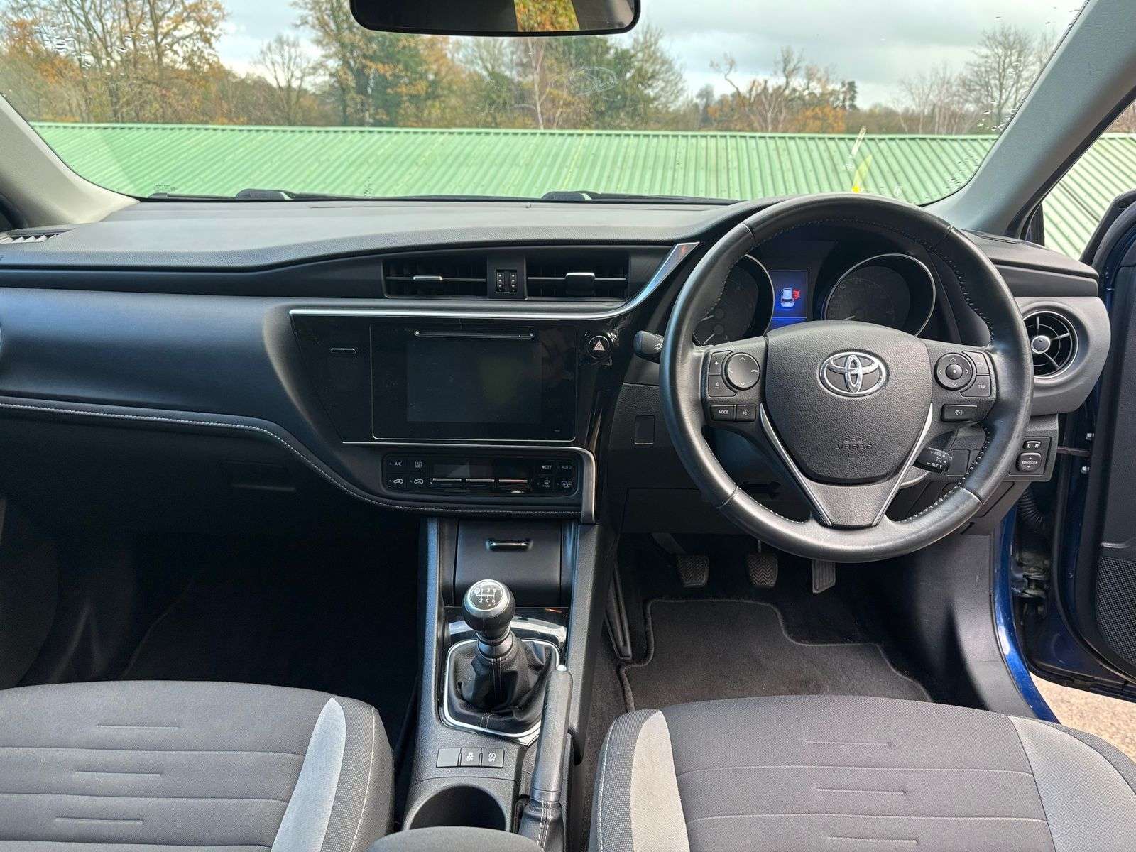 2016 TOYOTA AURIS 2016 TOYOTA AURIS