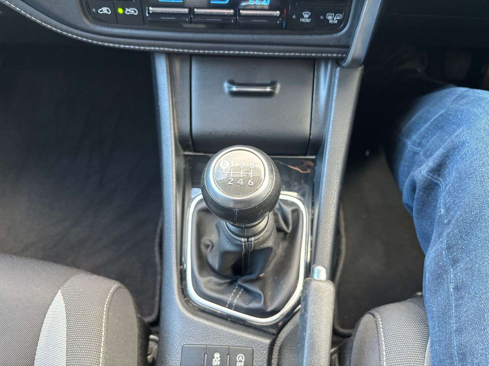 2016 TOYOTA AURIS 2016 TOYOTA AURIS