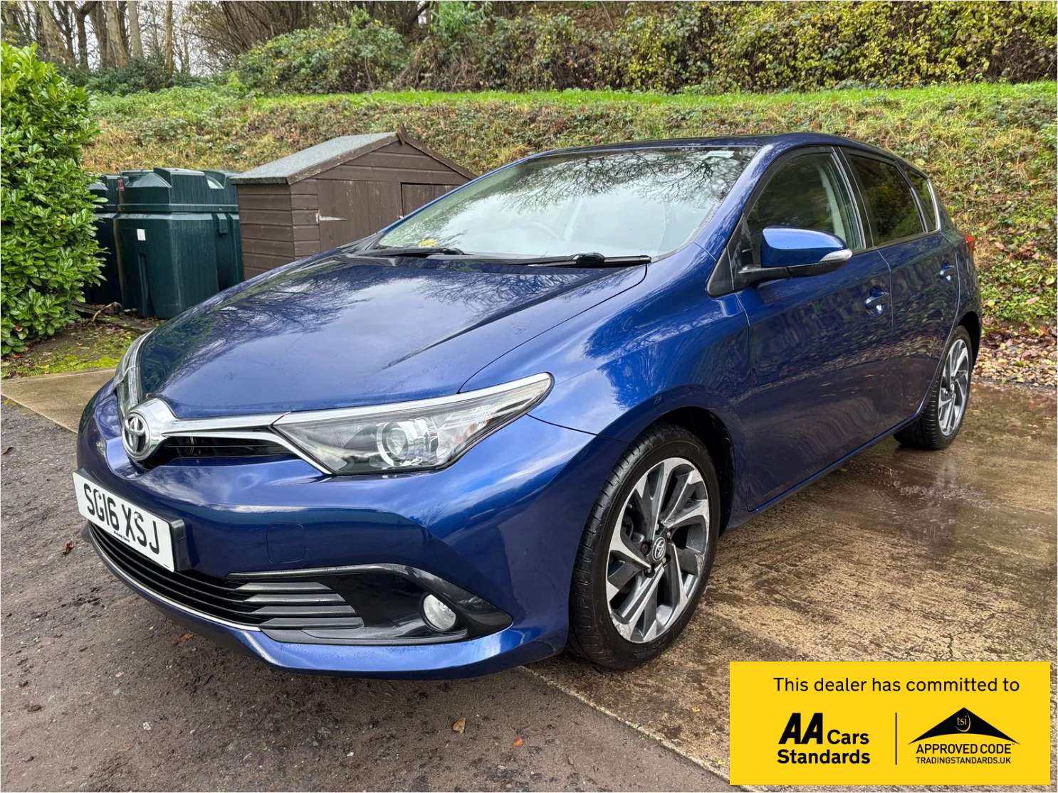 A 2016 TOYOTA AURIS 1.6 D-4D Design Hatchback 5dr Diesel Manual Euro 6 (s/s) (112 ps) A 2016 TOYOTA AURIS 1.6 D-4D Design Hatchback 5dr Diesel Manual Euro 6 (s/s) (112 ps)