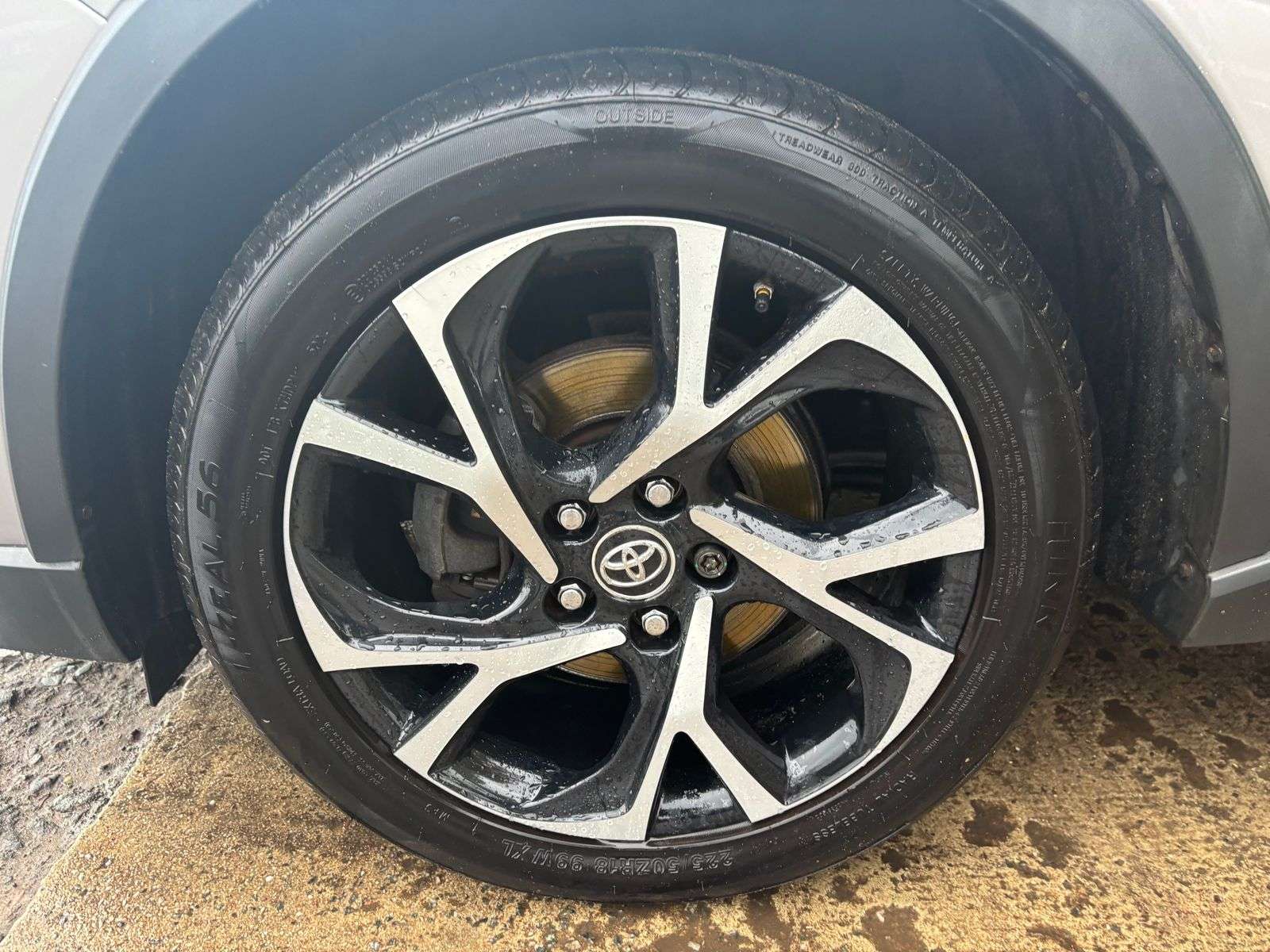 2017 TOYOTA C-HR 2017 TOYOTA C-HR