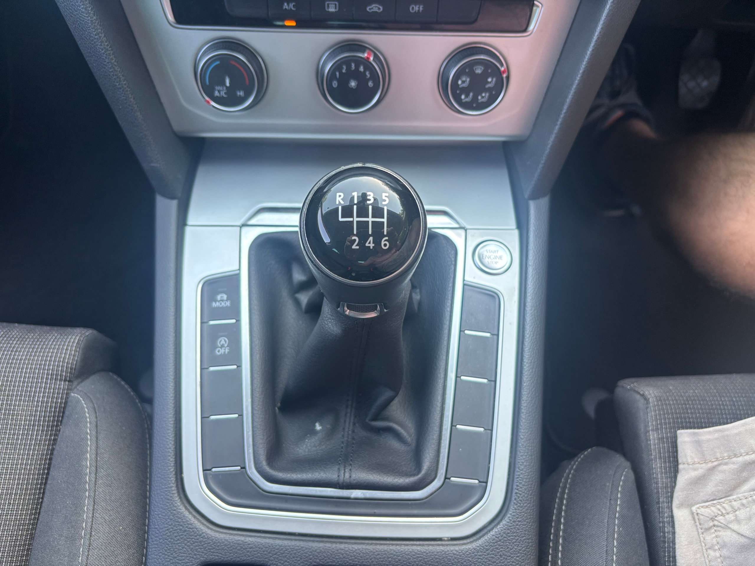 2015 VOLKSWAGEN PASSAT 2015 VOLKSWAGEN PASSAT