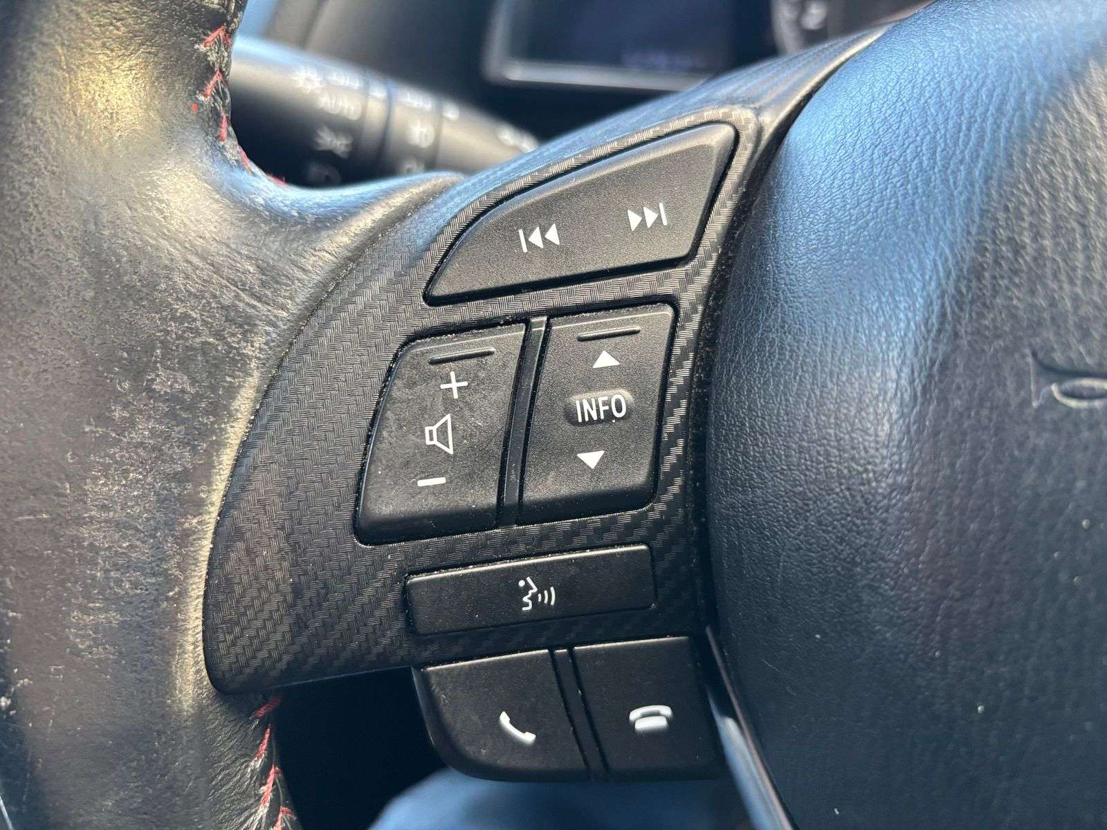 2015 MAZDA MAZDA3 2015 MAZDA MAZDA3