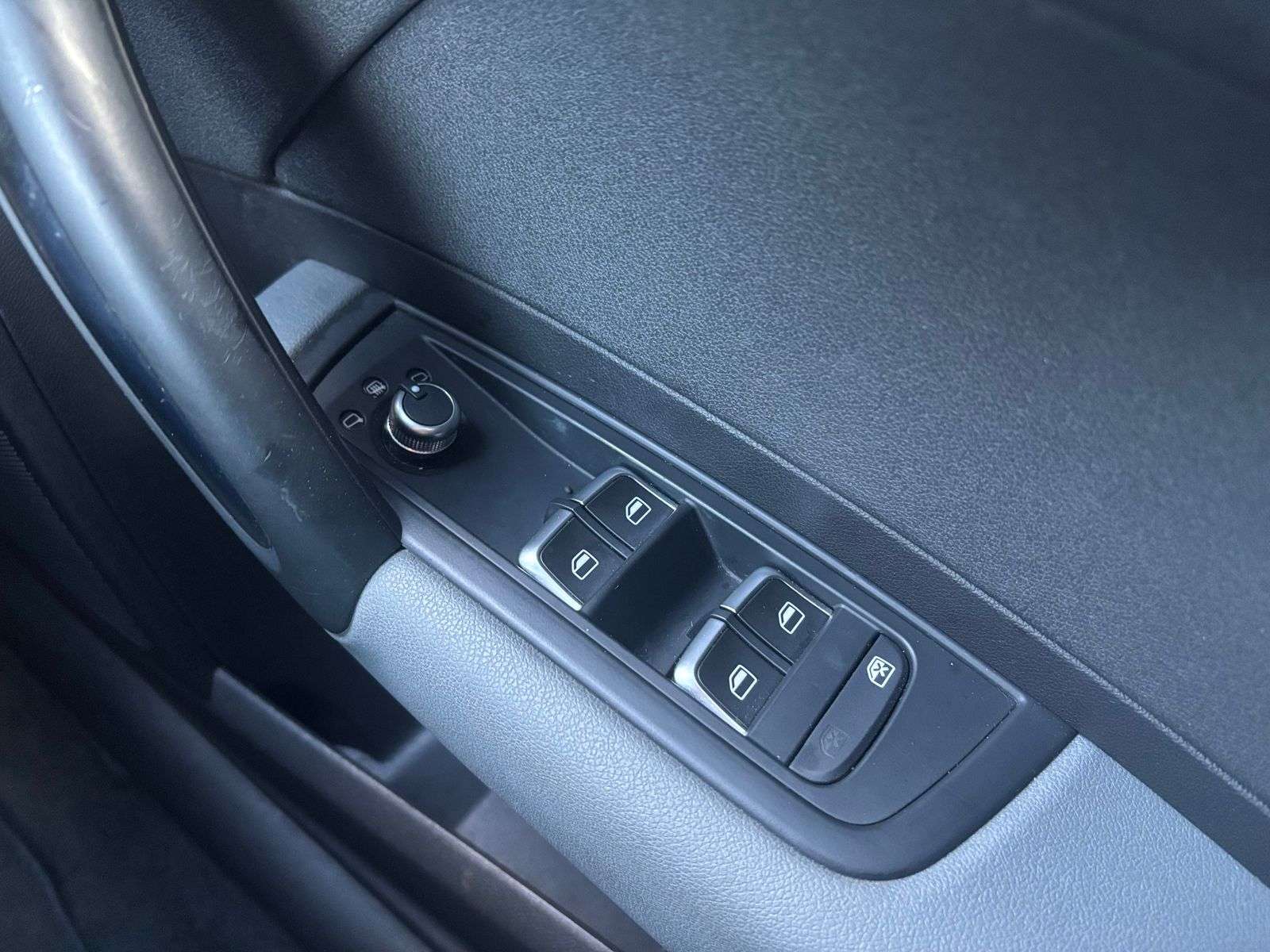 2015 AUDI A1 2015 AUDI A1