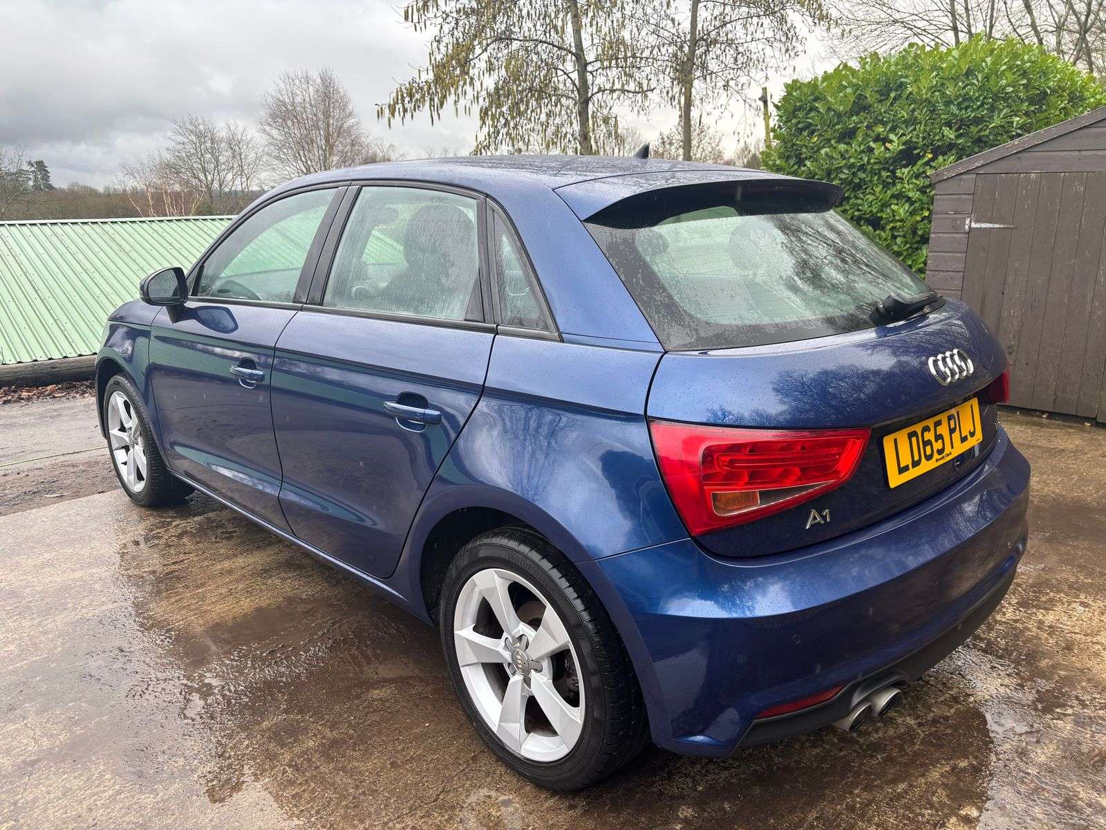 2015 AUDI A1 2015 AUDI A1
