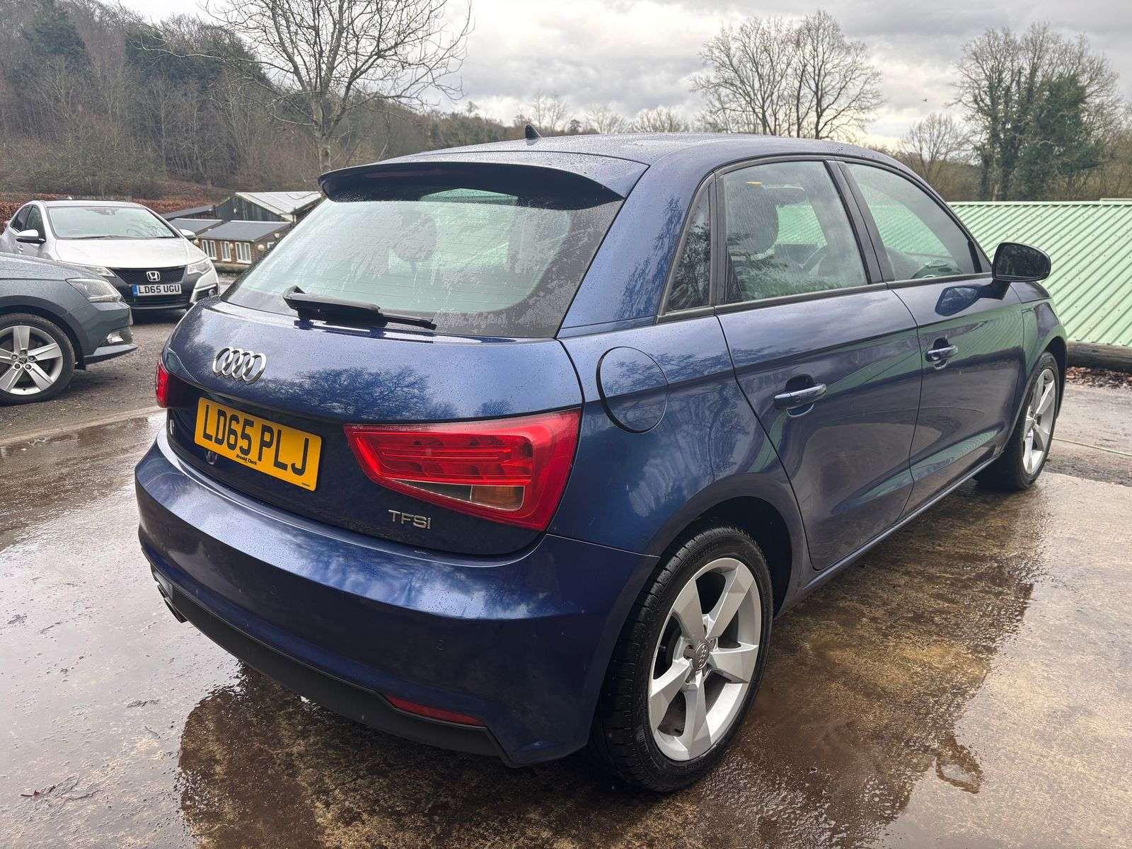 2015 AUDI A1 2015 AUDI A1