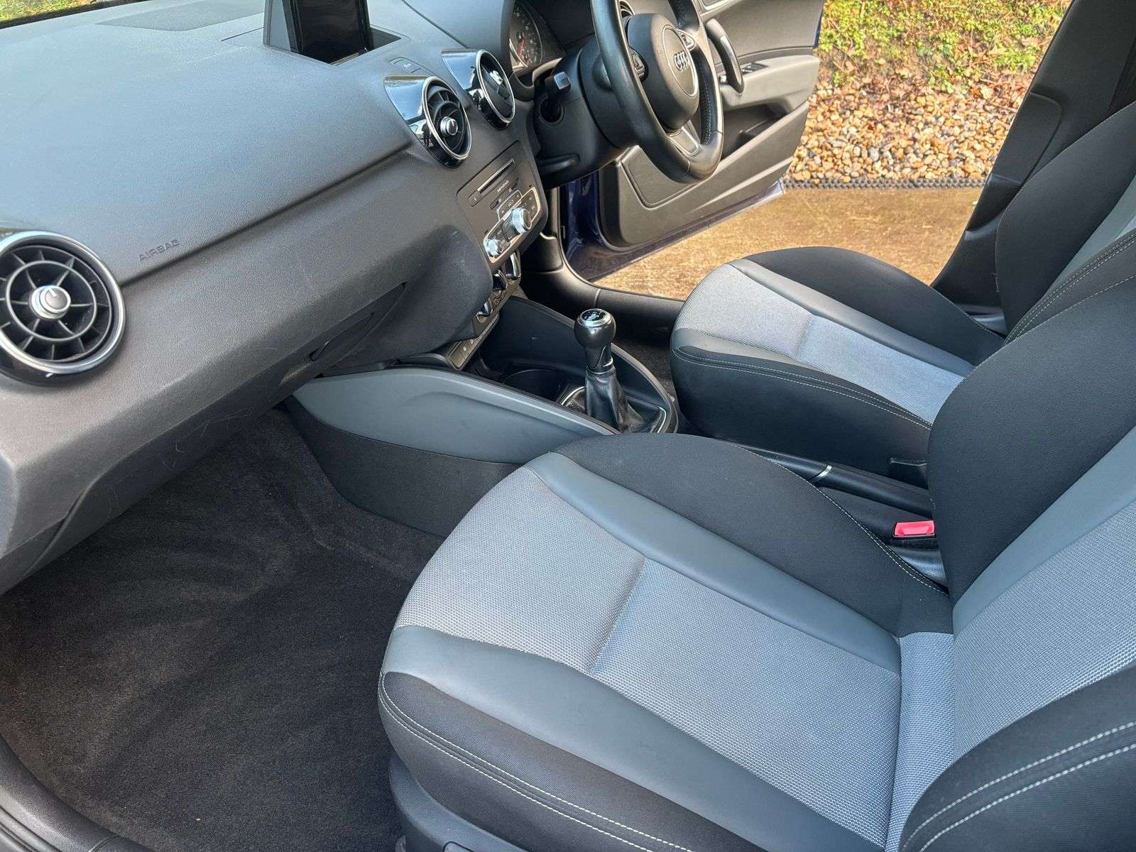 2015 AUDI A1 2015 AUDI A1