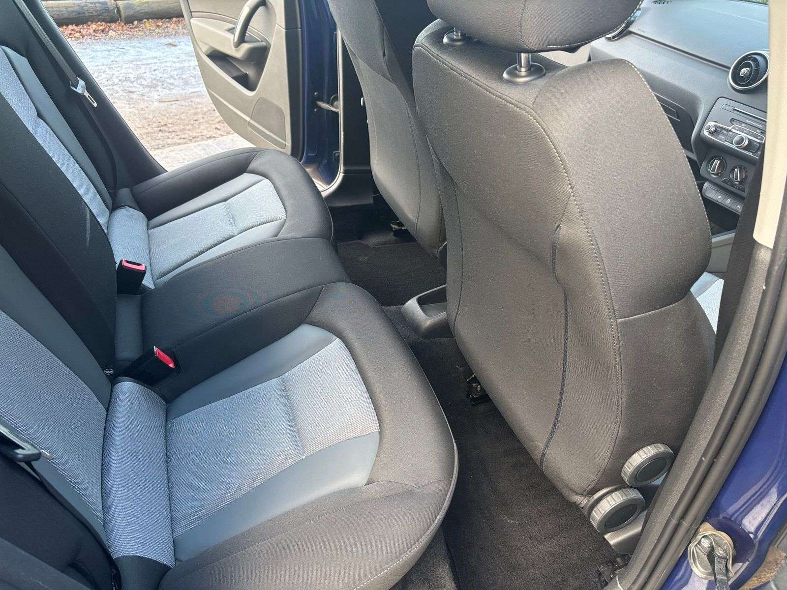 2015 AUDI A1 2015 AUDI A1