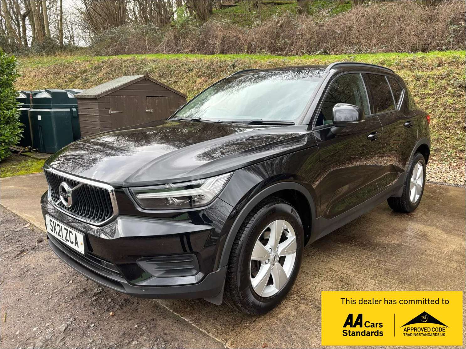A 2021 VOLVO XC40 1.5 T2 Momentum Core SUV 5dr Petrol Manual Euro 6 (s/s) (129 ps) A 2021 VOLVO XC40 1.5 T2 Momentum Core SUV 5dr Petrol Manual Euro 6 (s/s) (129 ps)