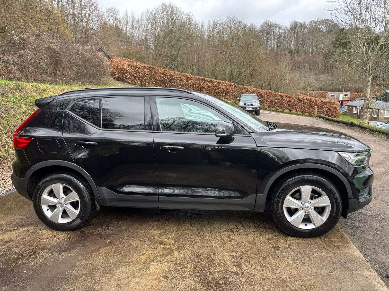 A 2021 VOLVO XC40 1.5 T2 Momentum Core SUV 5dr Petrol Manual Euro 6 (s/s) (129 ps) A 2021 VOLVO XC40 1.5 T2 Momentum Core SUV 5dr Petrol Manual Euro 6 (s/s) (129 ps)