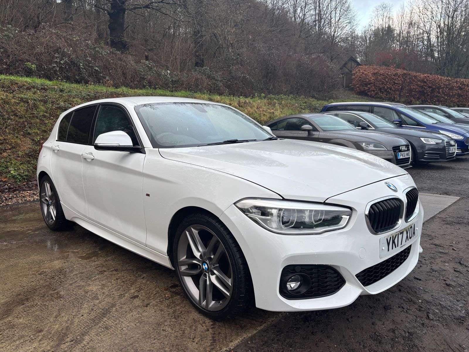 A 2017 BMW 1 SERIES 1.5 118i M Sport Hatchback 5dr Petrol Manual Euro 6 (s/s) (136 ps) A 2017 BMW 1 SERIES 1.5 118i M Sport Hatchback 5dr Petrol Manual Euro 6 (s/s) (136 ps)