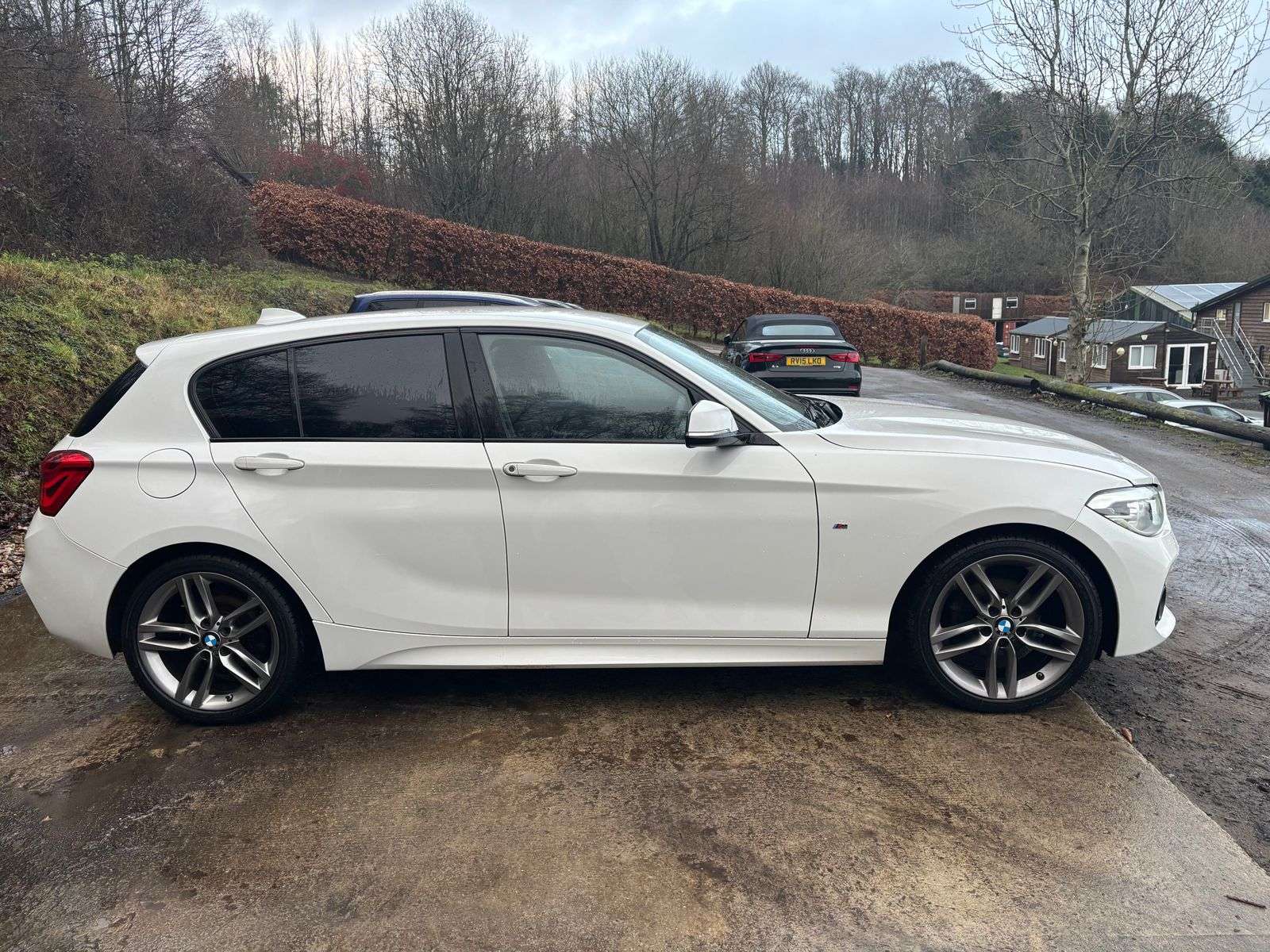 A 2017 BMW 1 SERIES 1.5 118i M Sport Hatchback 5dr Petrol Manual Euro 6 (s/s) (136 ps) A 2017 BMW 1 SERIES 1.5 118i M Sport Hatchback 5dr Petrol Manual Euro 6 (s/s) (136 ps)